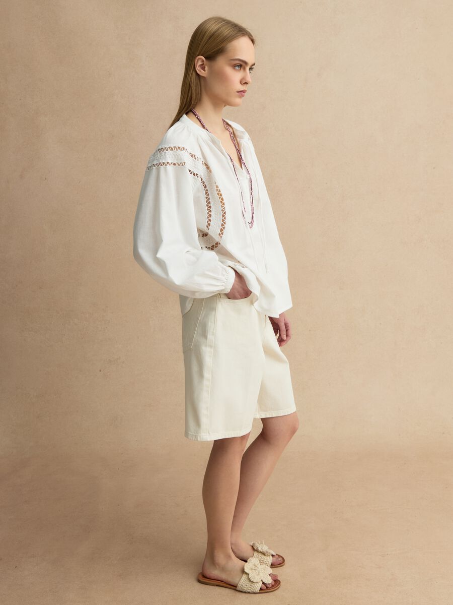 White regular fit cotton-linen blend blouse with eyelet details_3