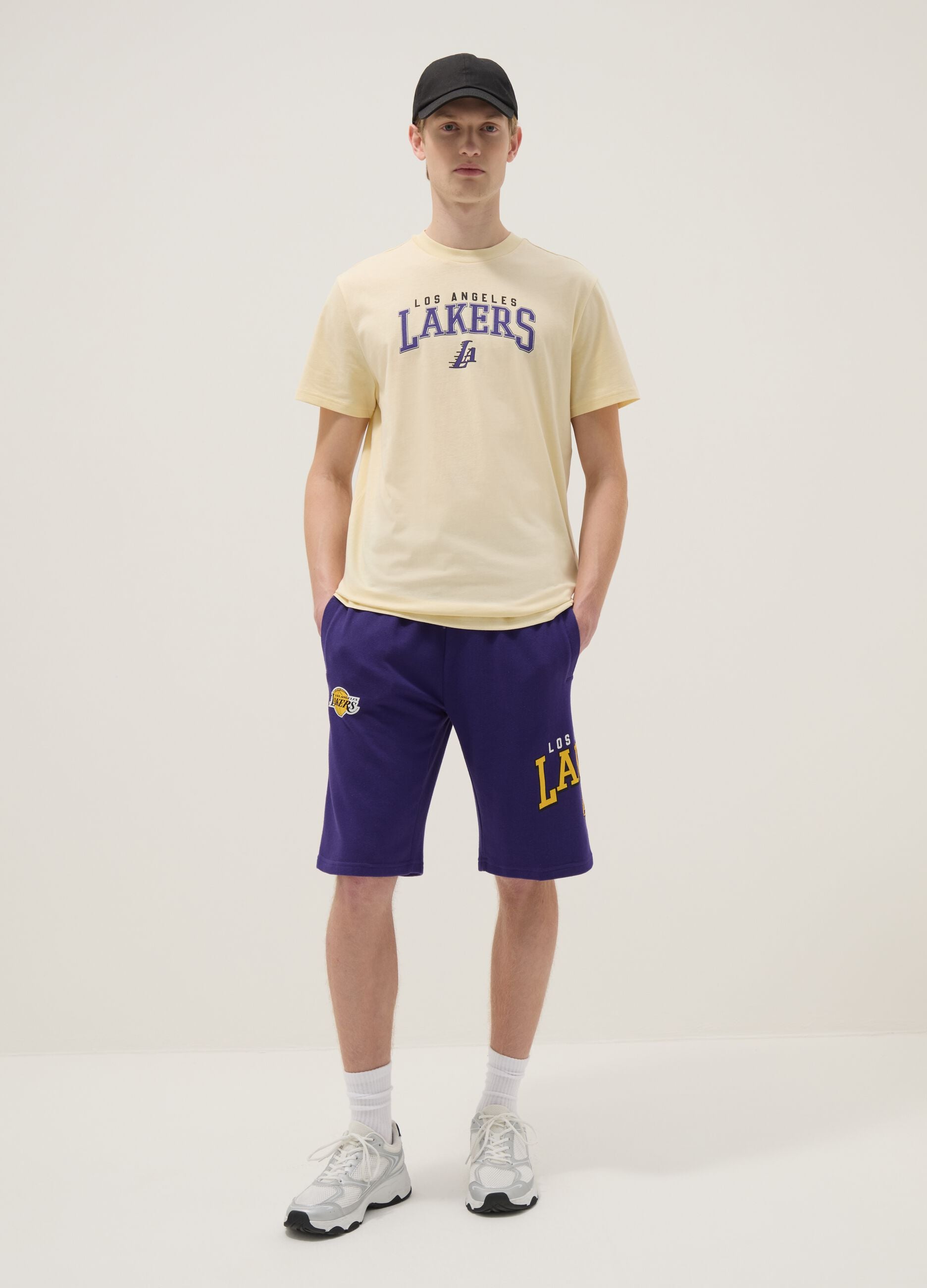 Yellow pure cotton regular fit T-shirt with Lakers print