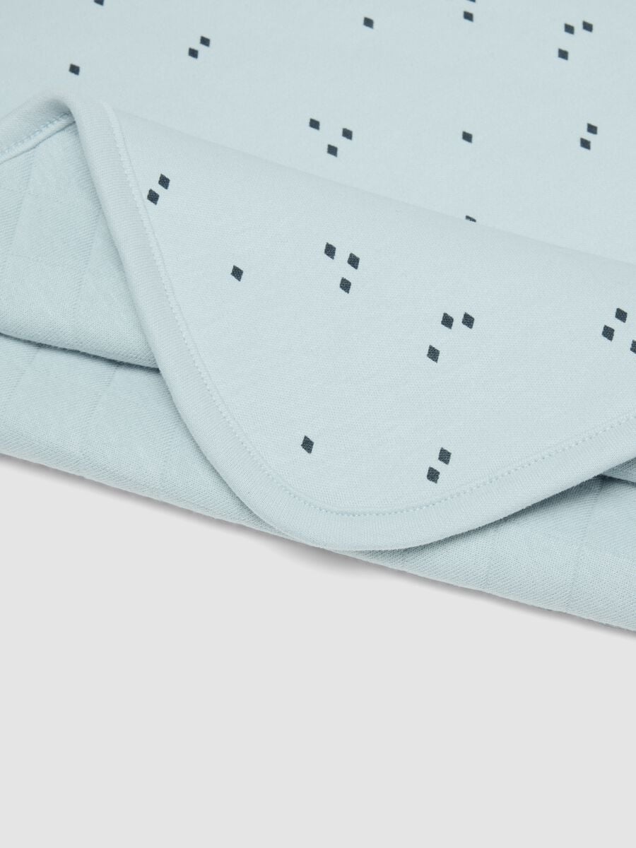 Light blue organic cotton-blend baby blanket with print_1