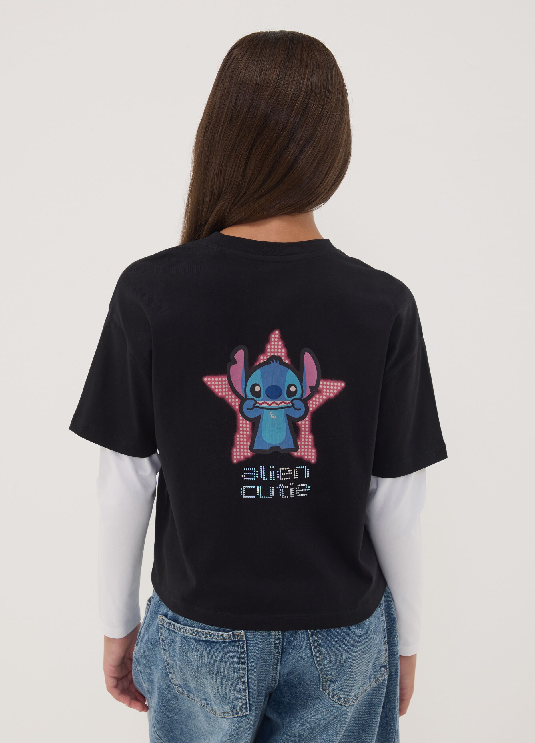 Black pure cotton T-shirt with ribbed collar and Stitch print
