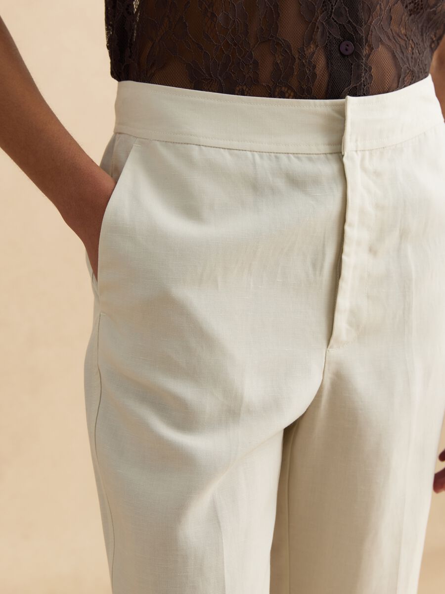Beige Lyocell and Linen Blend Regular Fit Trousers_3