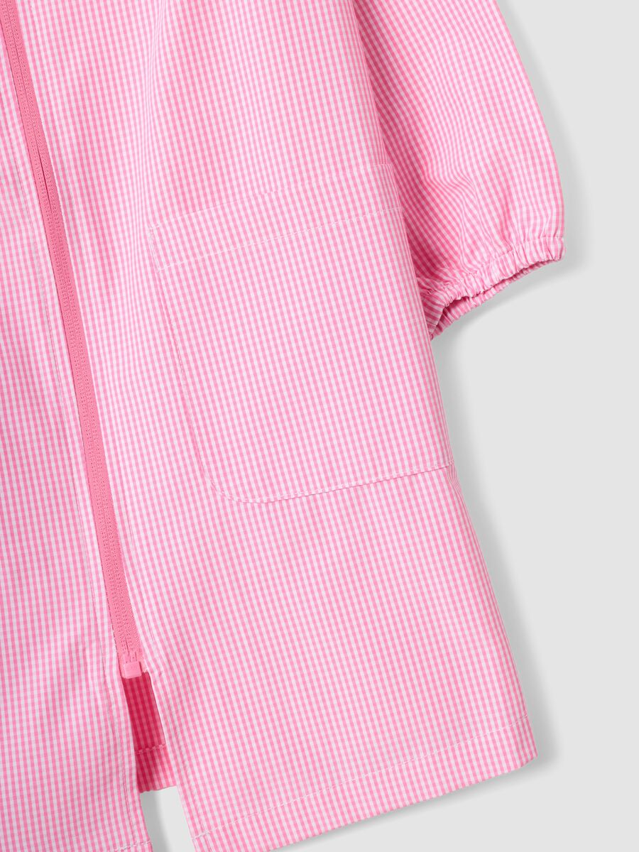 Customisable pink gingham nursery apron with embroidered animals_3
