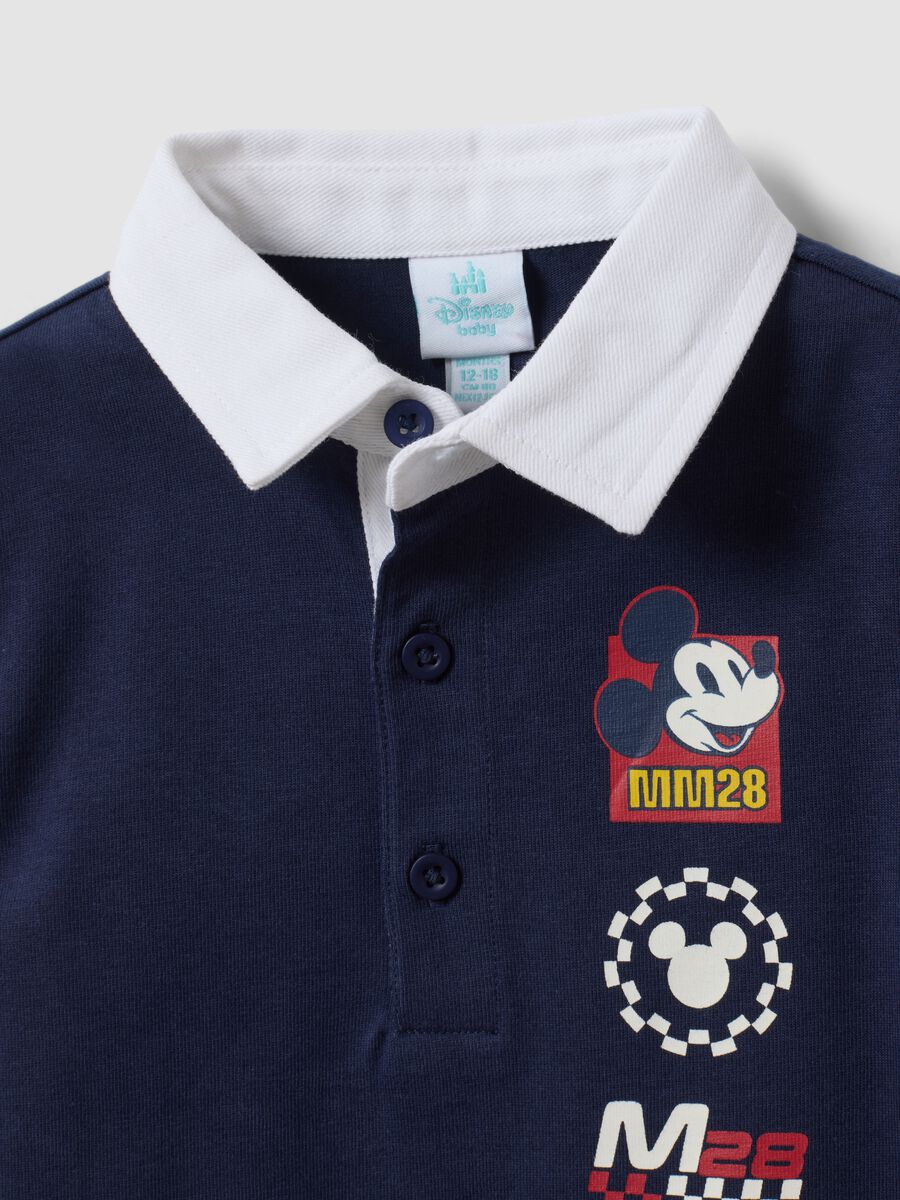Polo blu in puro cotone organico con stampe Mickey & Friends per bimbo_2