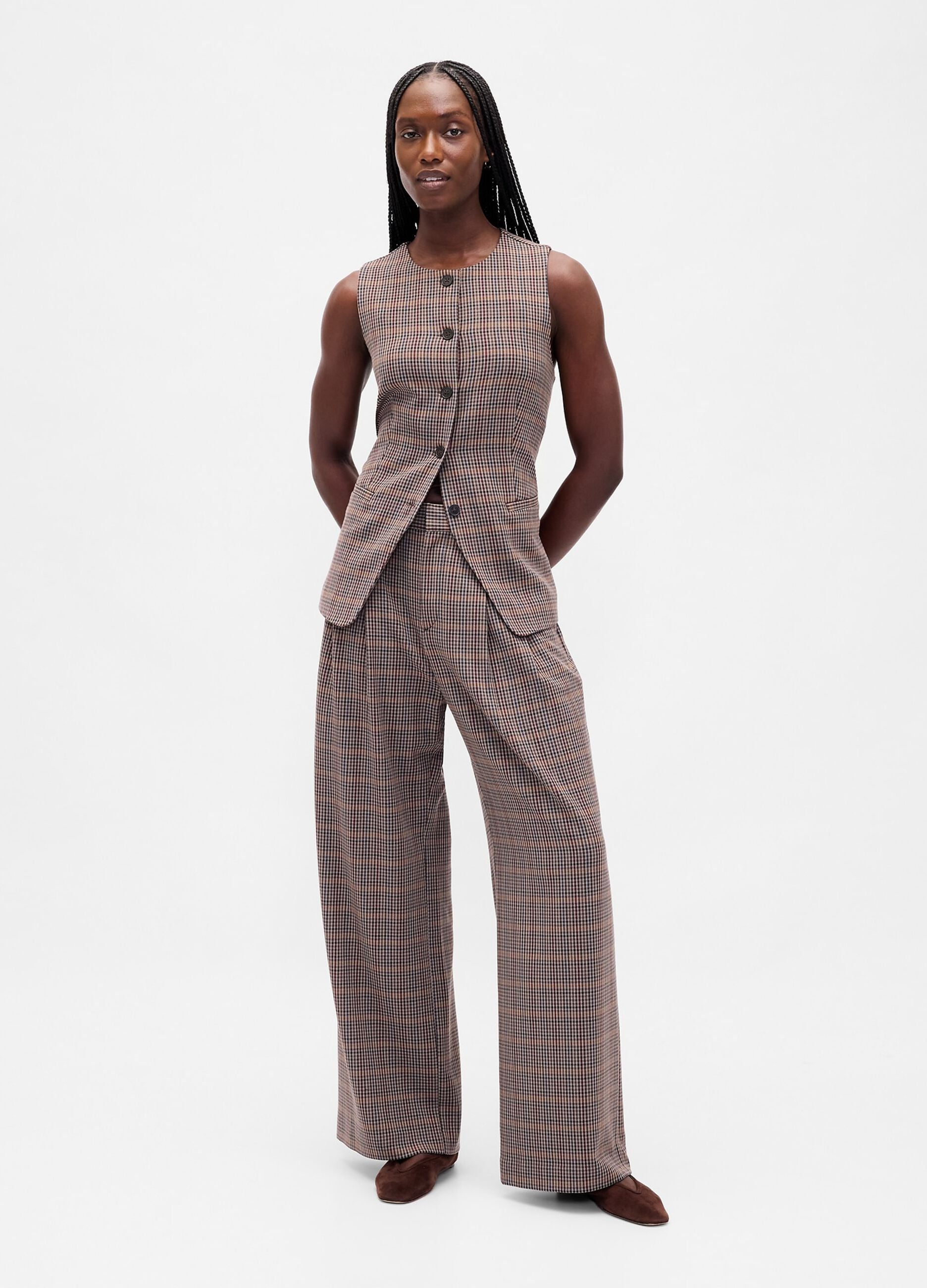 Brown stretch fabric trousers