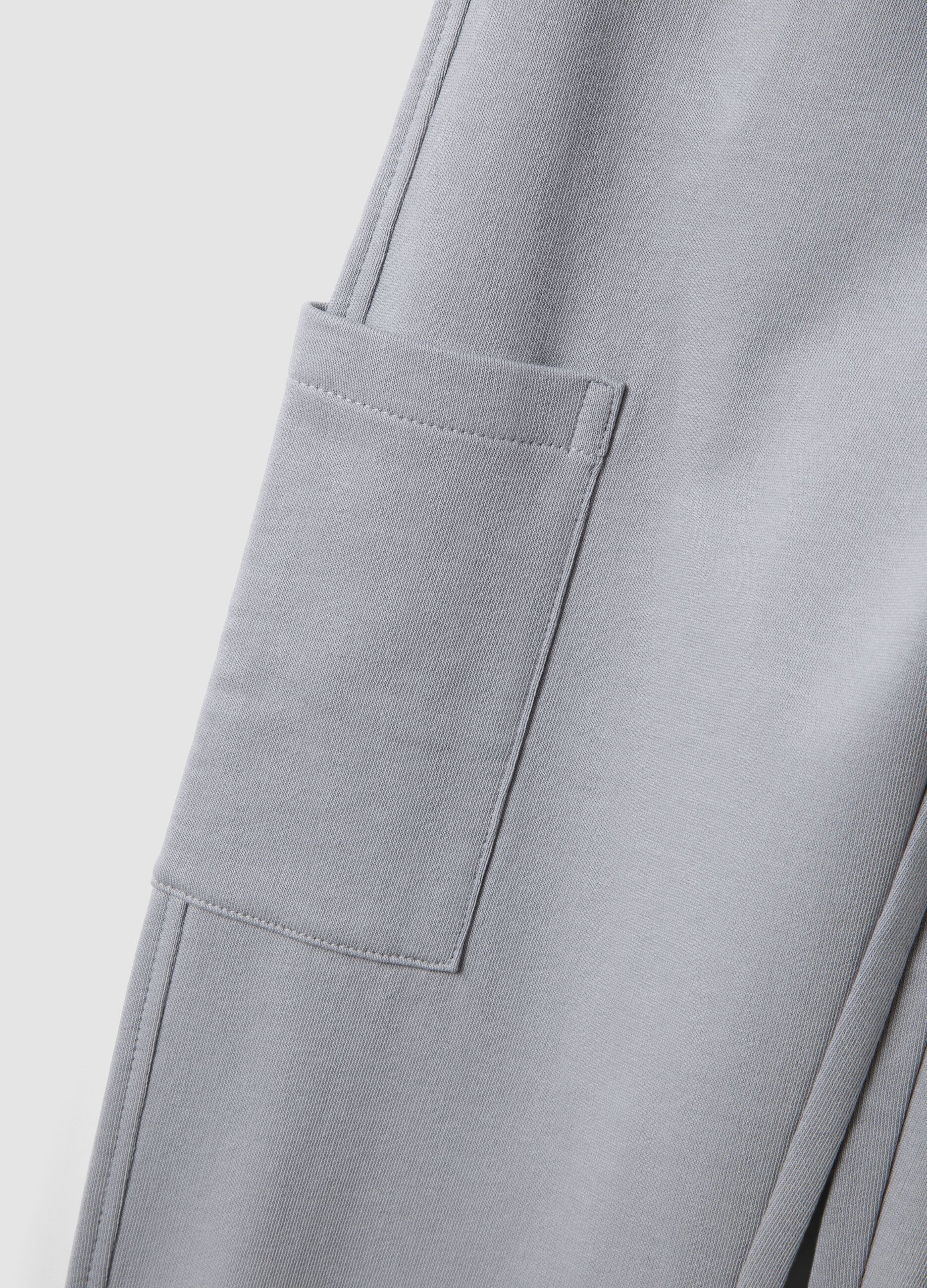 Grey organic cotton joggers with cargo pockets for boys