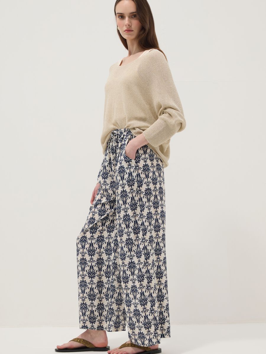 White pure viscose patterned trousers, regular fit_3