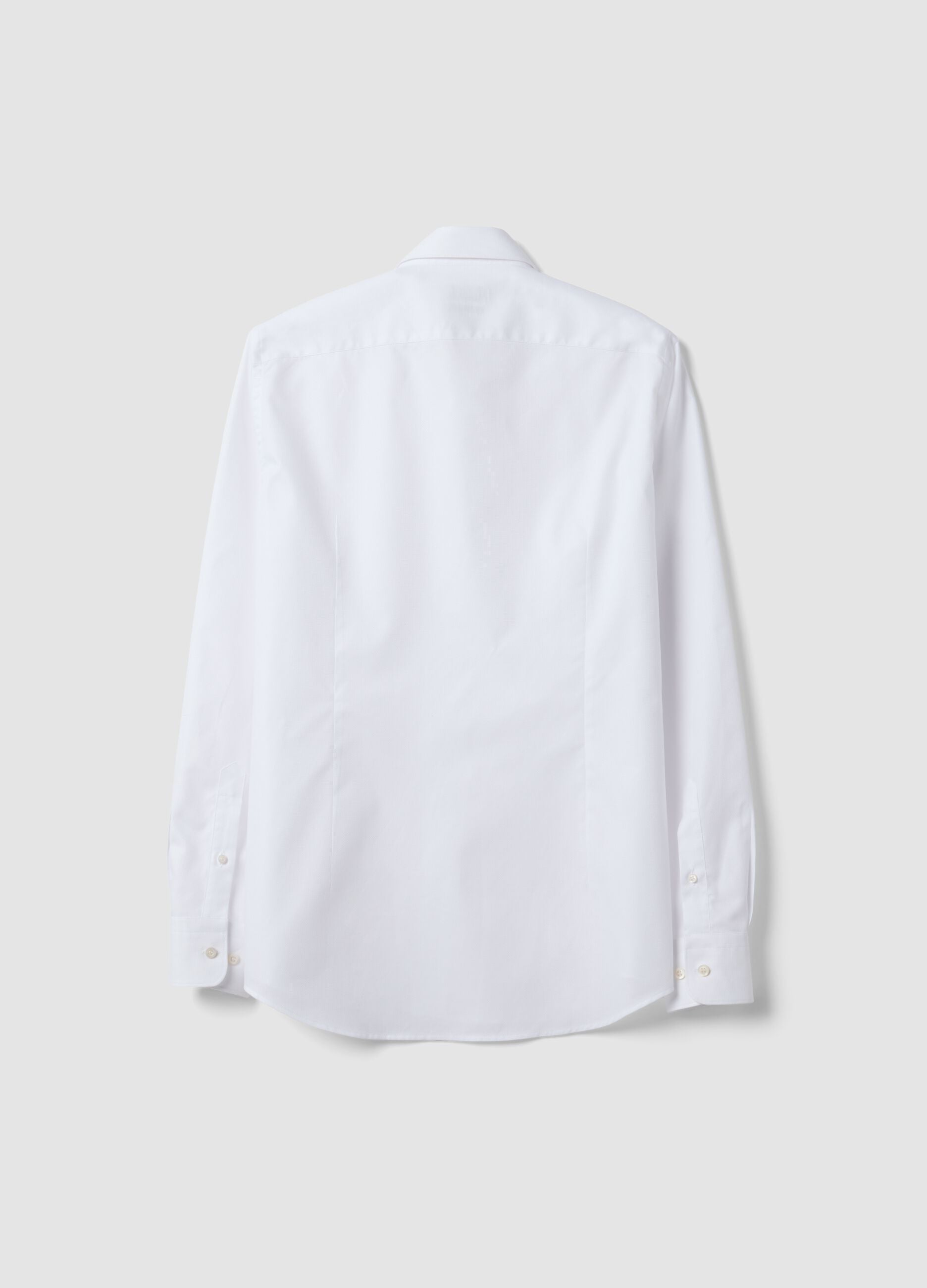 White shirt in pure compact cotton with slim-fit French collar