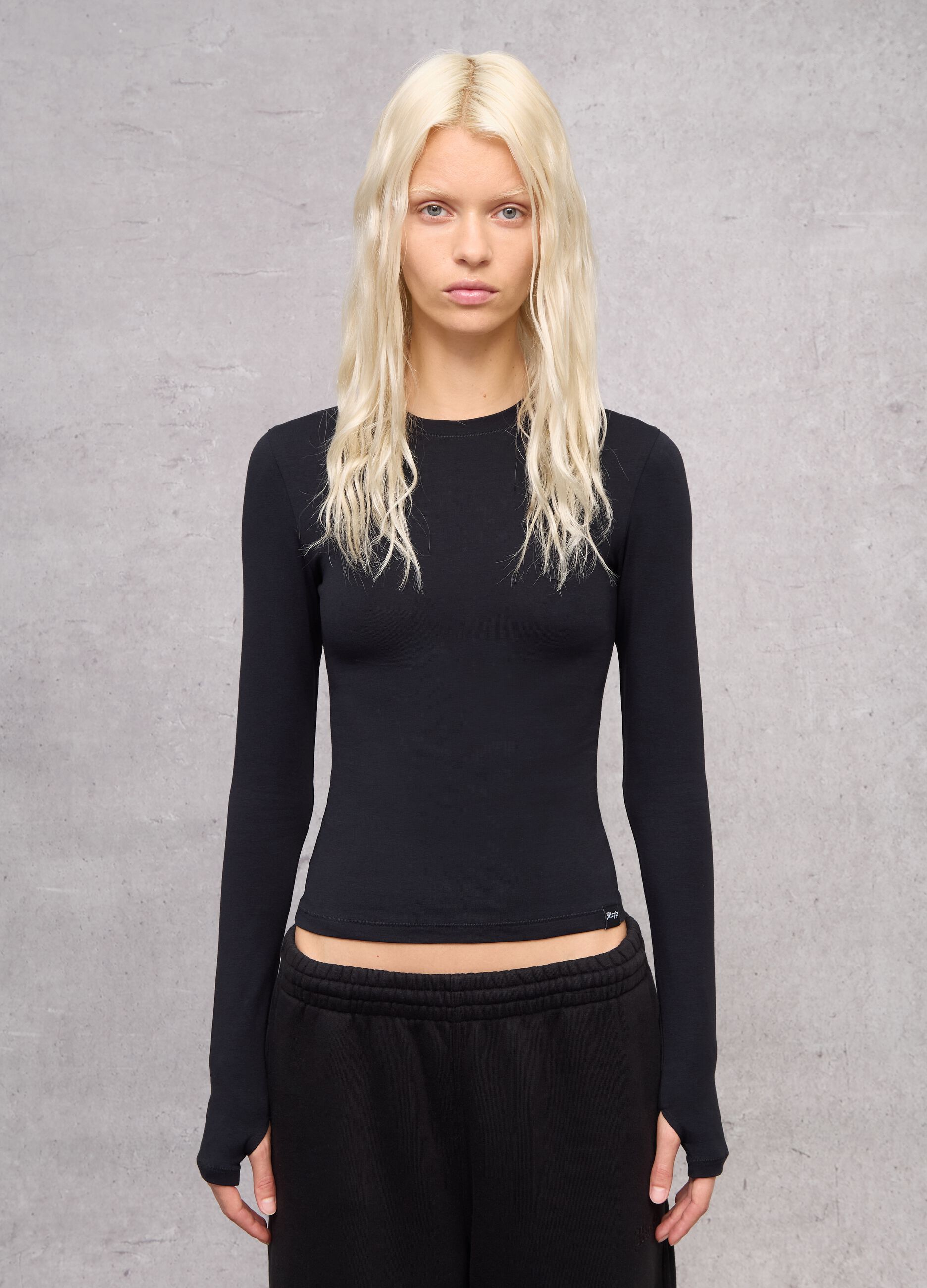 Perfect Black Longsleeve