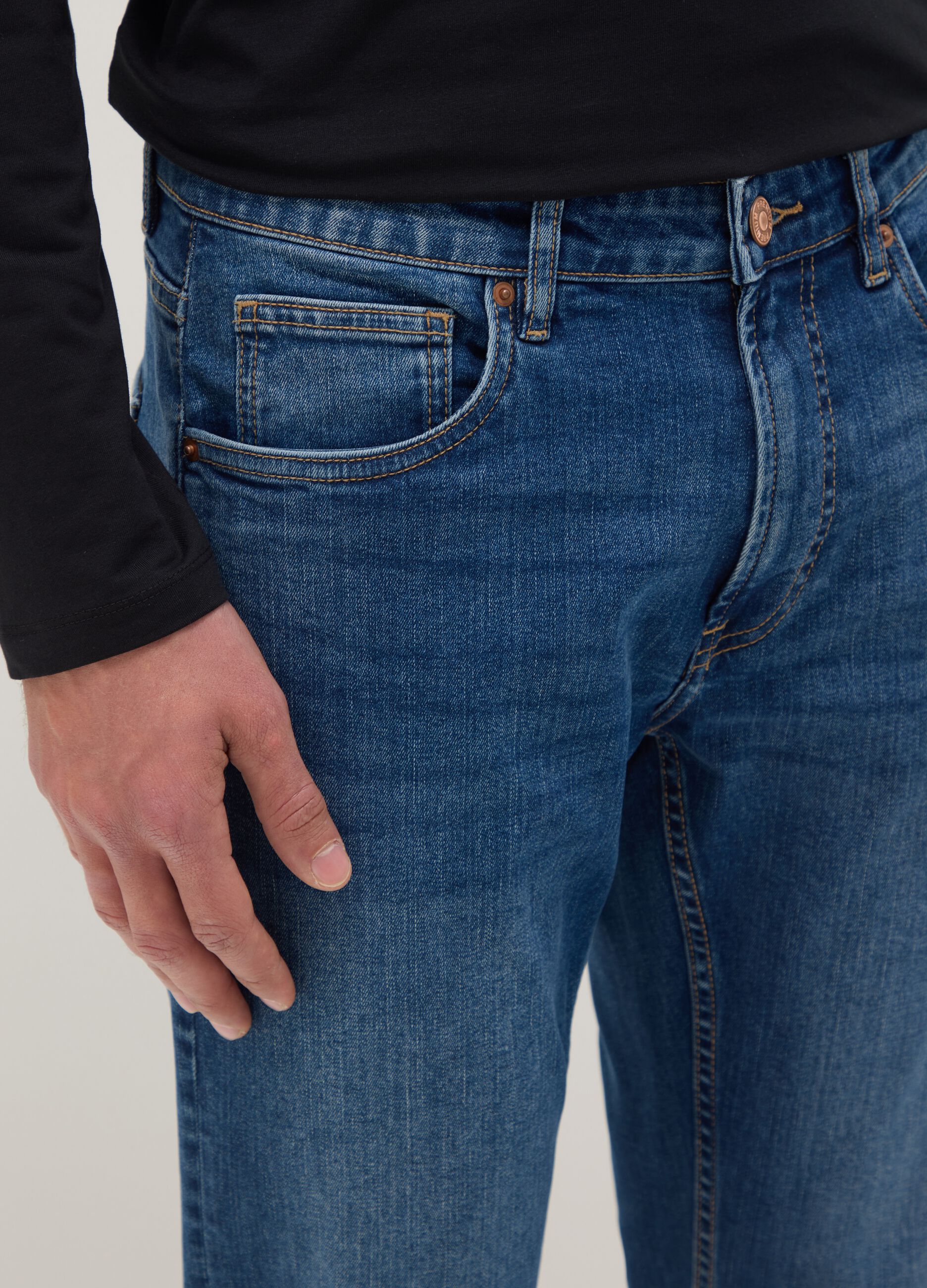 Slim fit blue denim jeans