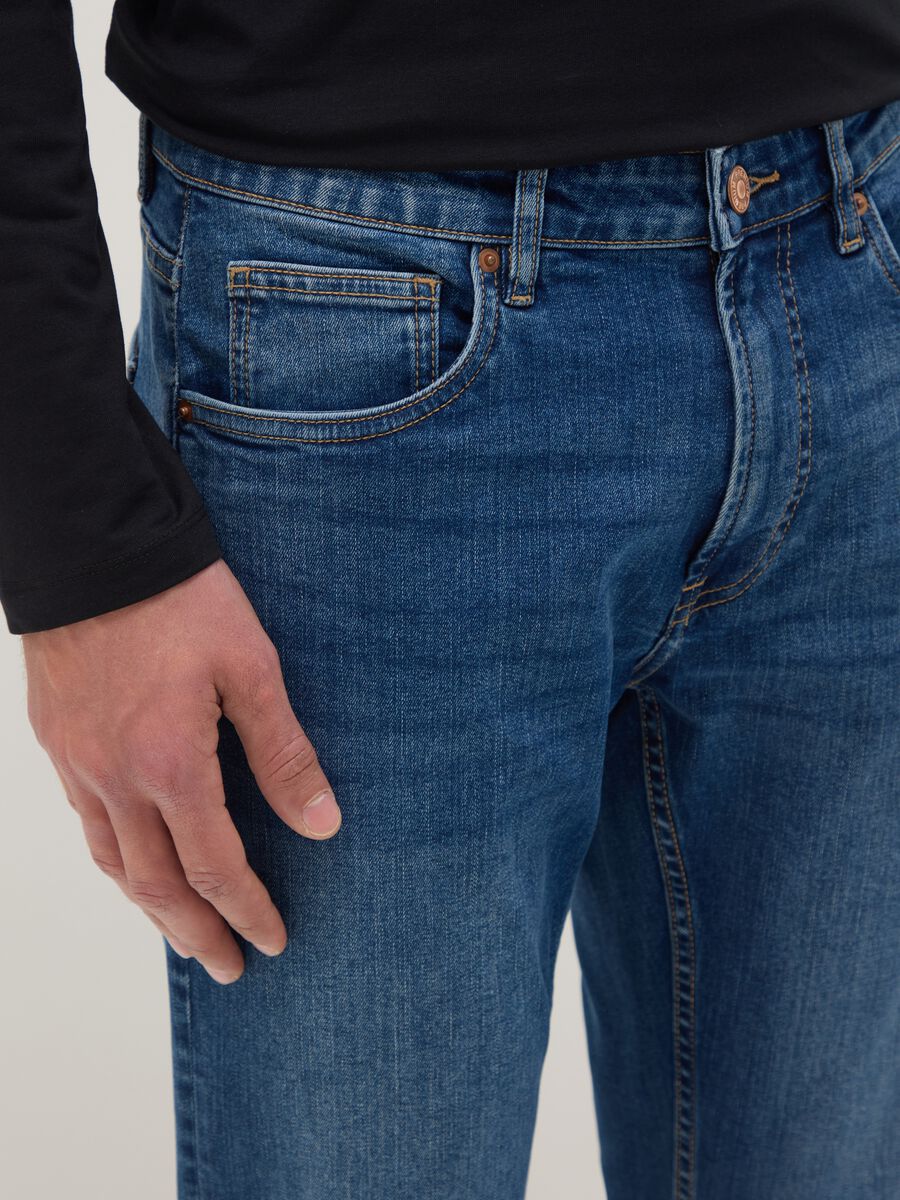 Slim fit blue denim jeans_4