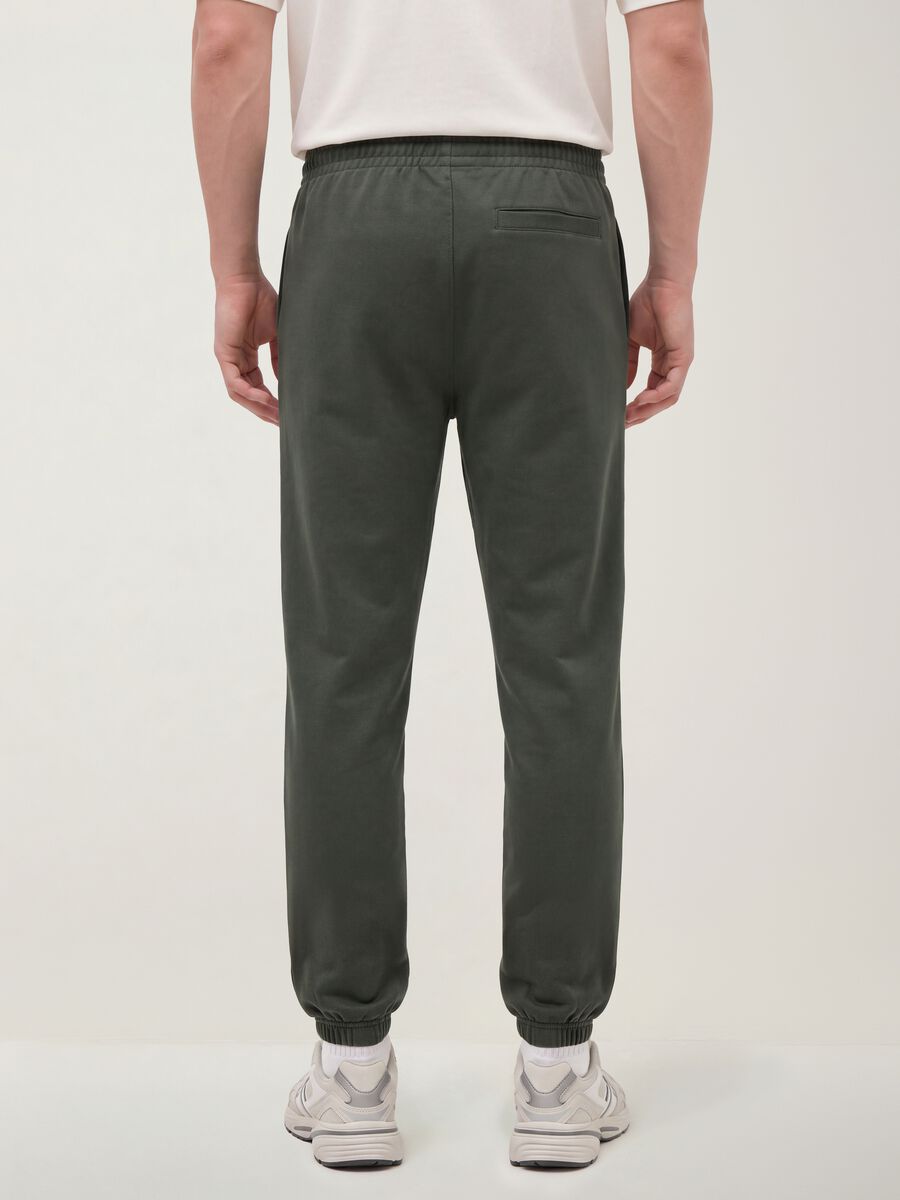 Pantaloni jogger verdi in tessuto elasticizzato relaxed fit_2