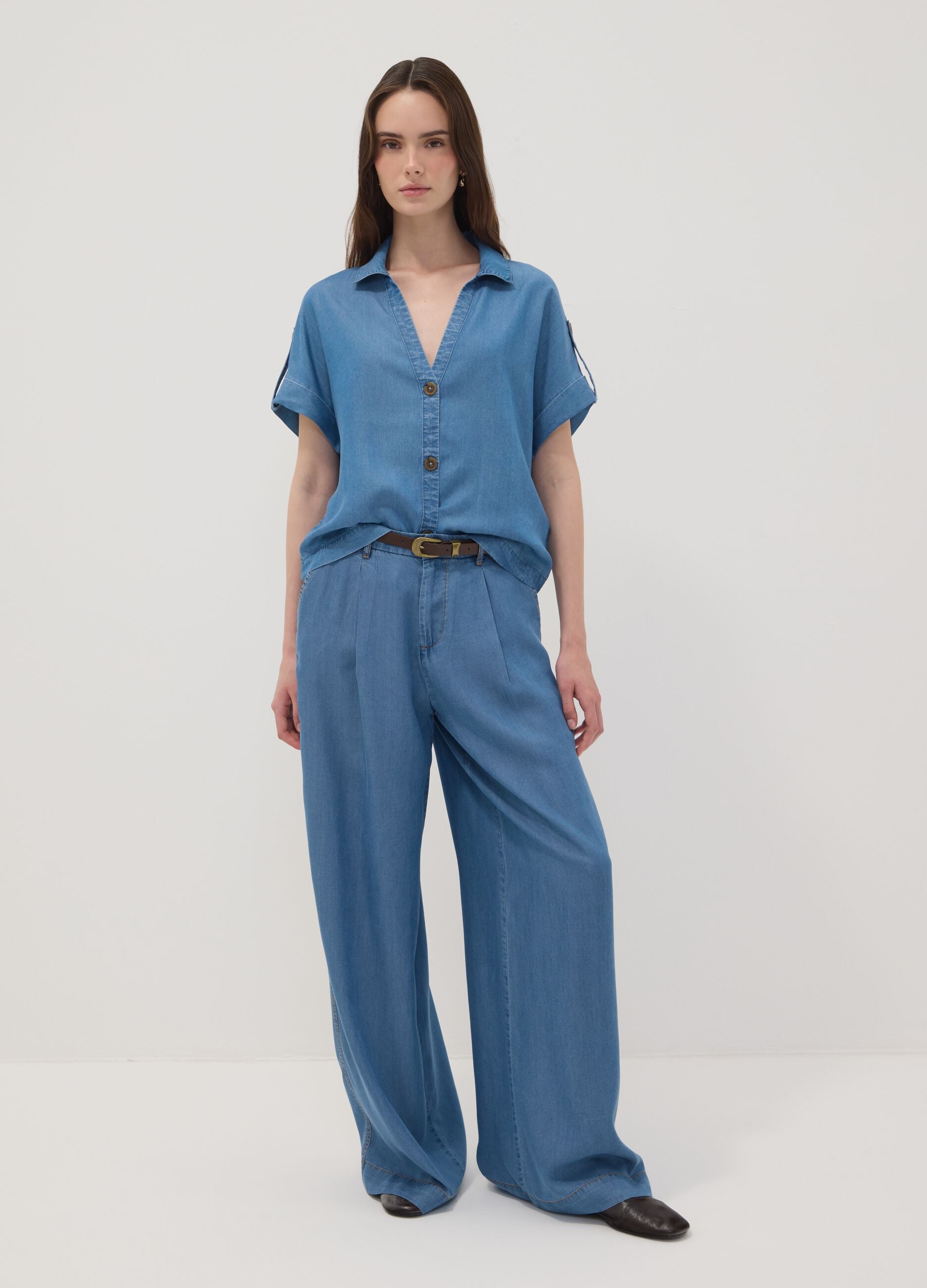 Light blue wide-leg denim trousers in pure lyocell