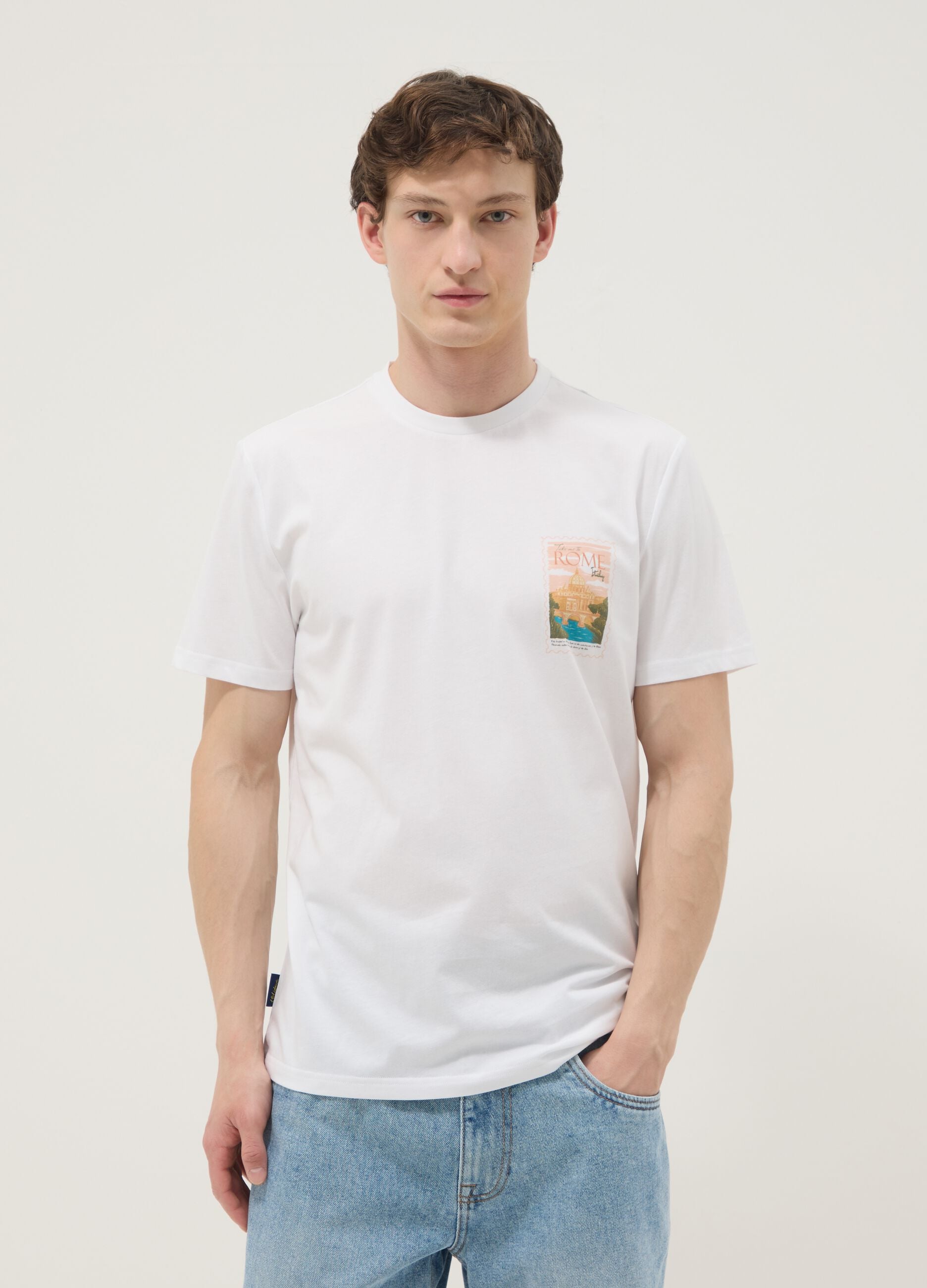 White pure cotton T-shirt with applied print, regular fit