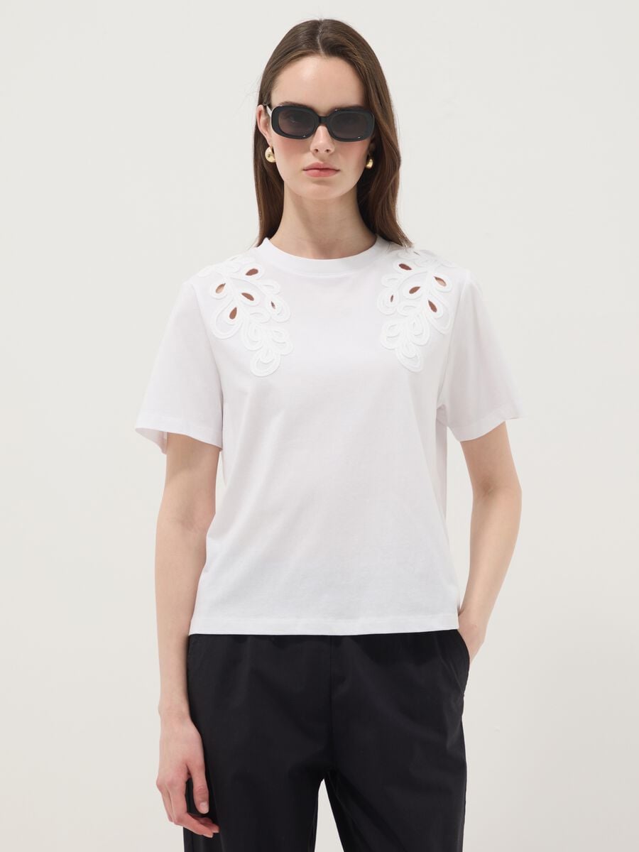 White pure cotton T-shirt with embroidery, regular fit_0