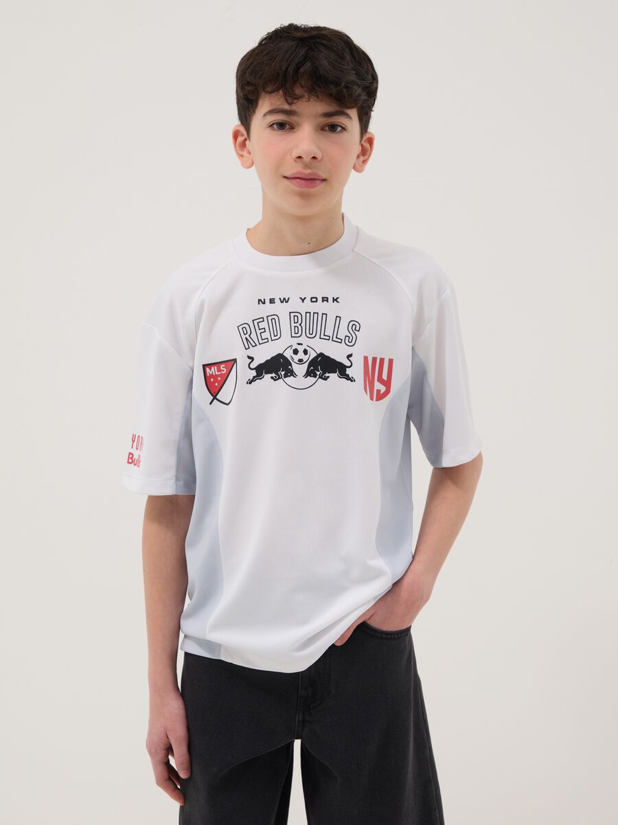 White oversized fit T-shirt with Red Bulls logo_0