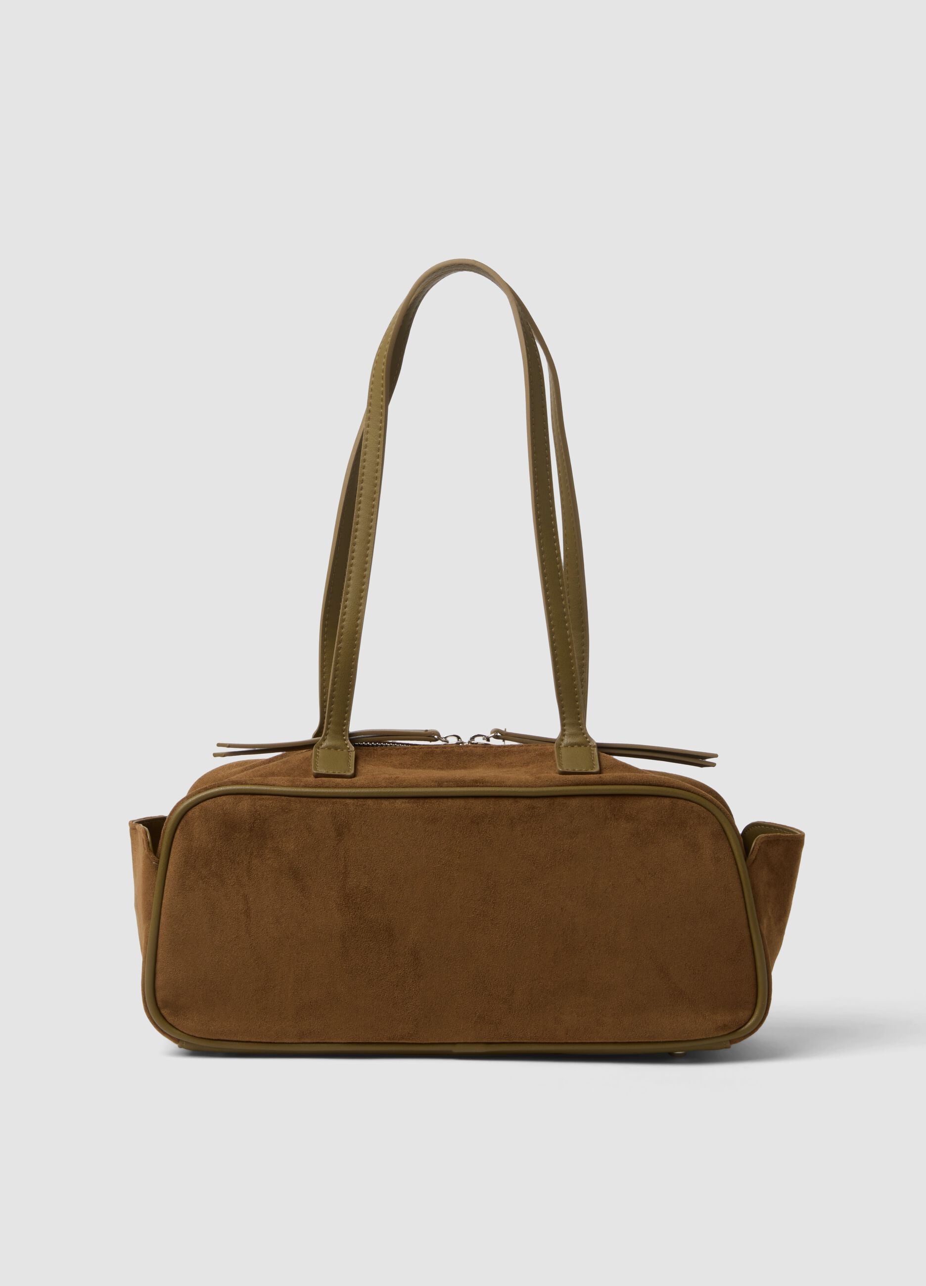 Brown handbag with zip closure