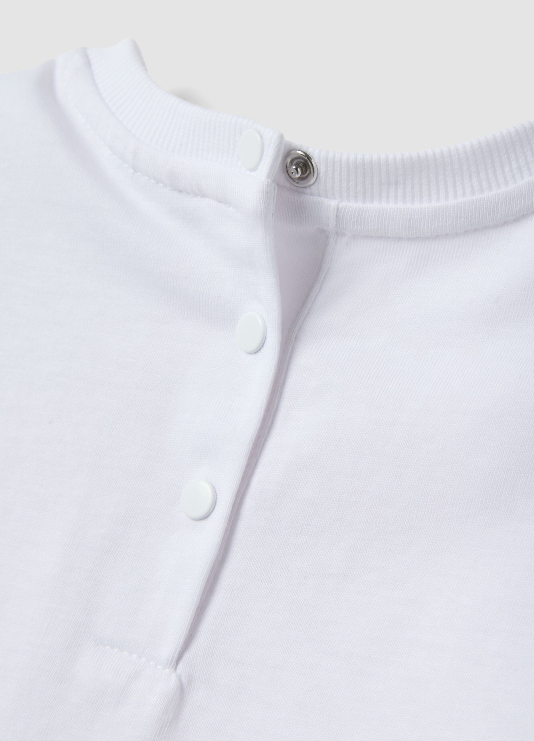 Girls&rsquo; white pure cotton regular-fit T-shirt with embroidery and bow