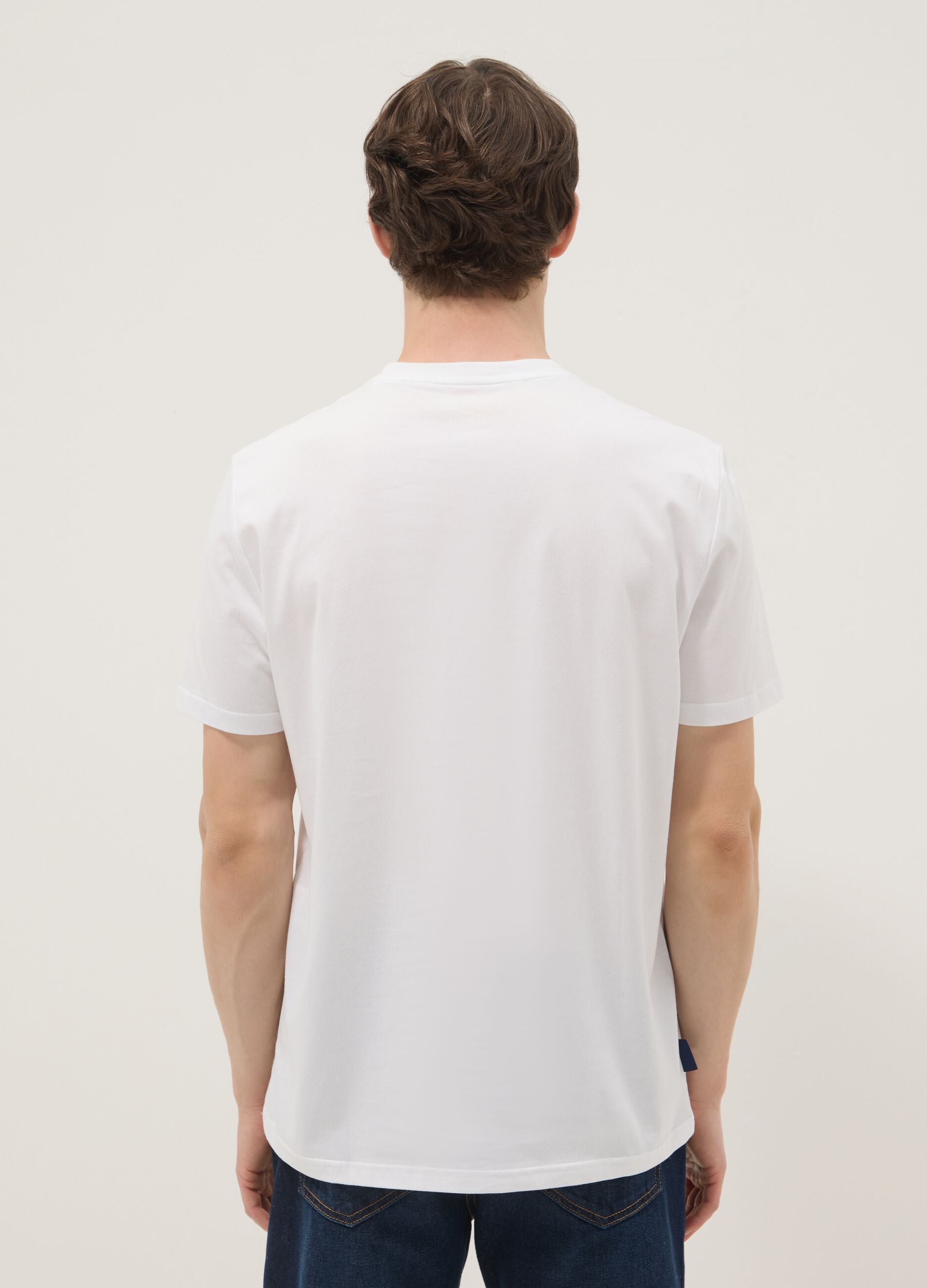 White pure cotton T-shirt with front print, regular fit