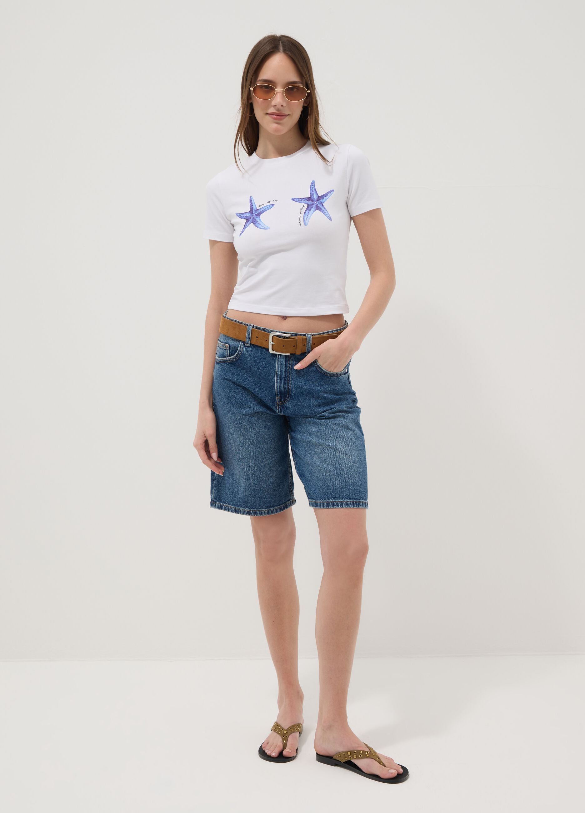 White regular fit stretch cotton t-shirt with starfish