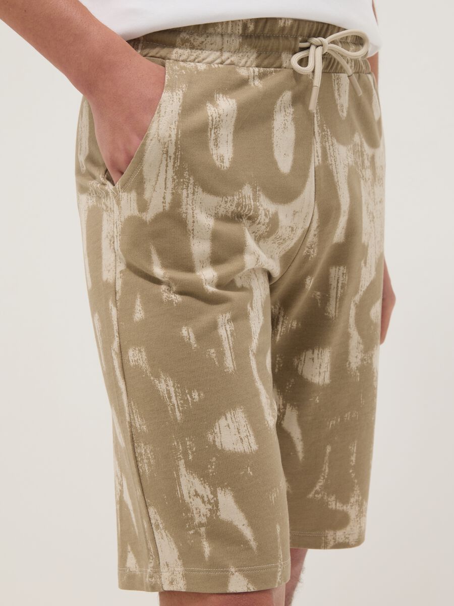 Shorts in puro cotone con stampa beige da ragazzo regular fit_2