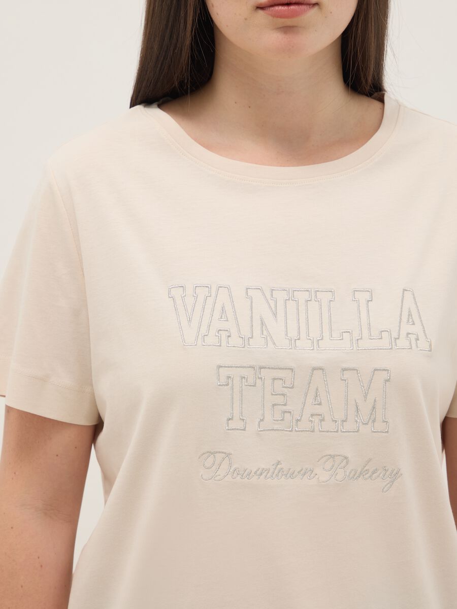 Beige pure cotton regular fit T-shirt with print_3