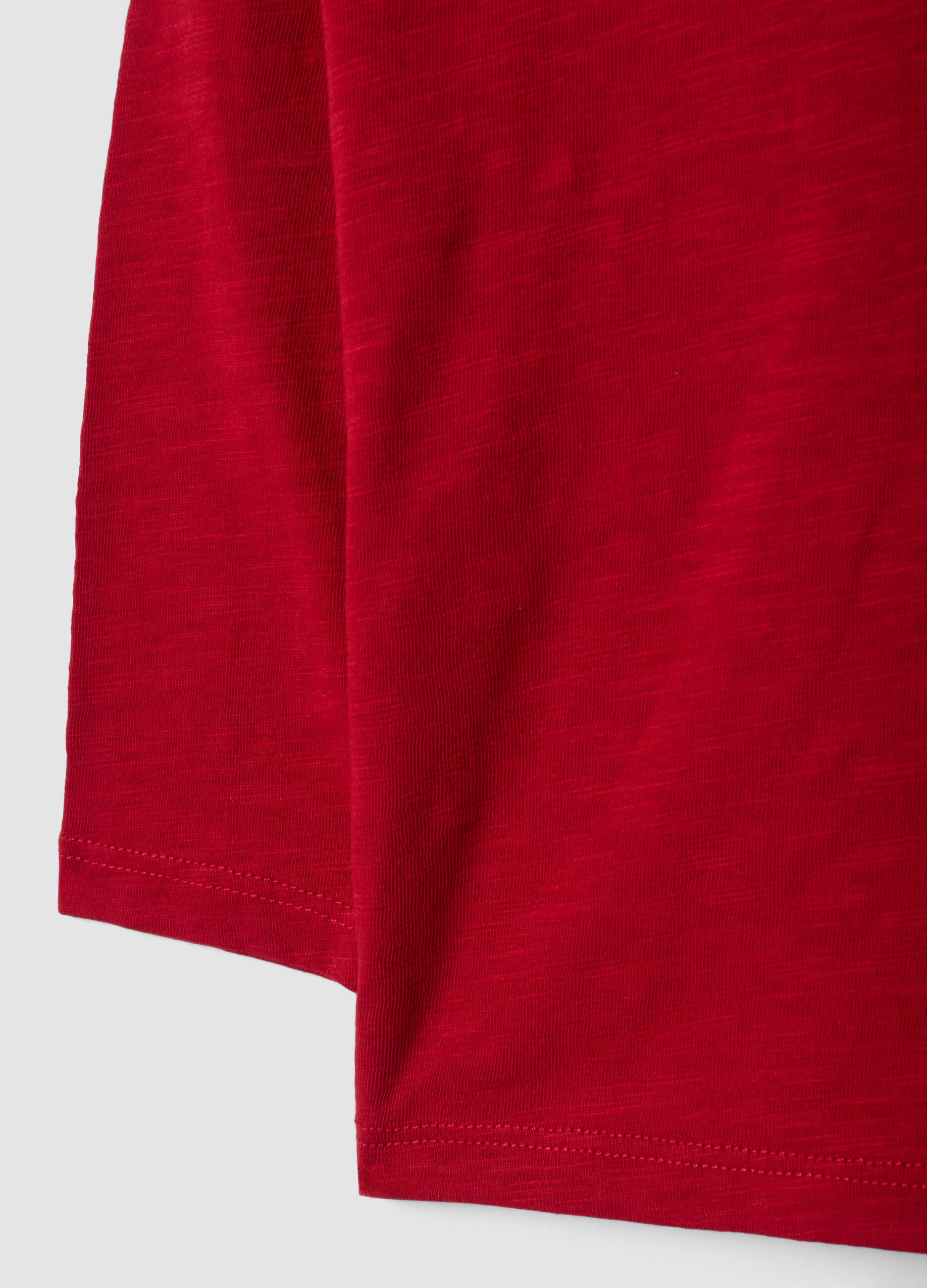 Red pure organic cotton crew-neck T-shirt with chest pocket