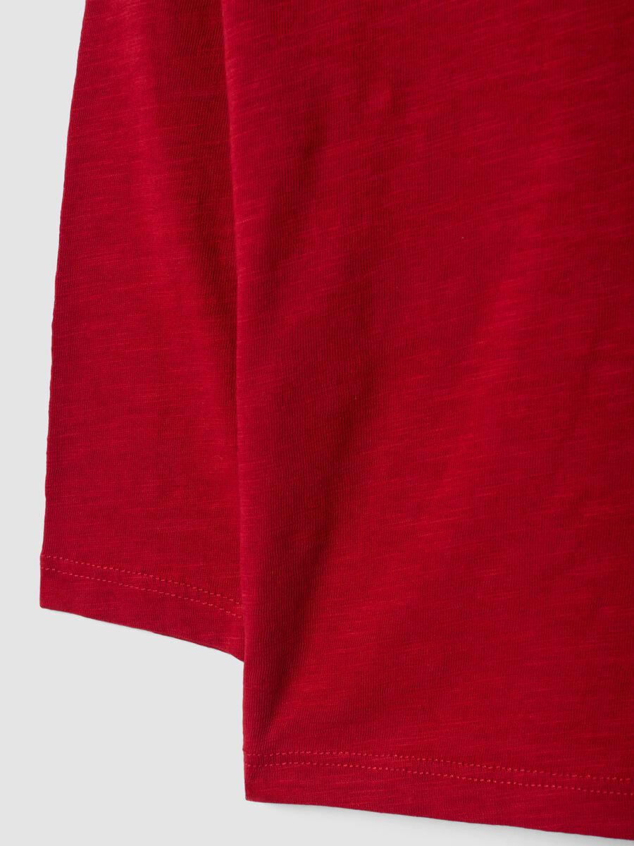 Red pure organic cotton crew-neck T-shirt with chest pocket_2