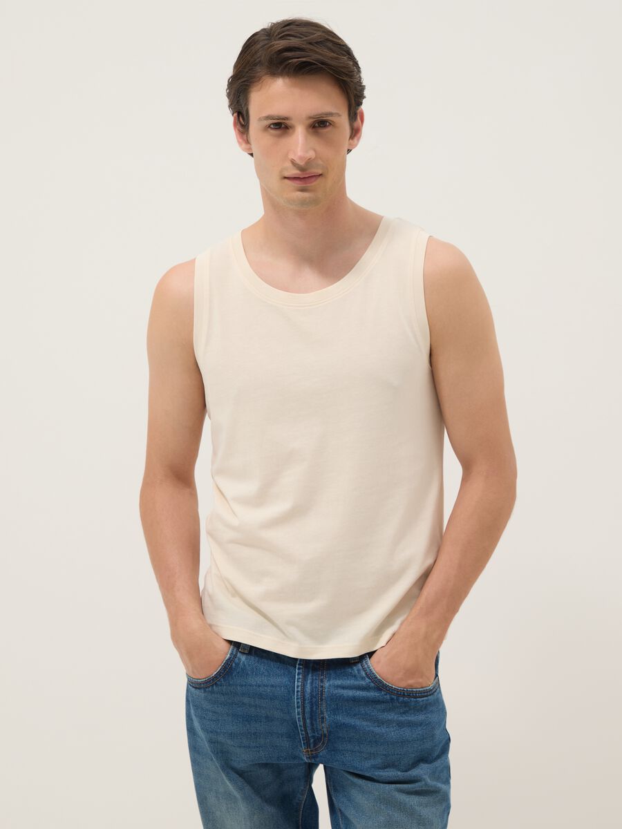 Beige crew neck vest in pure cotton, regular fit_0