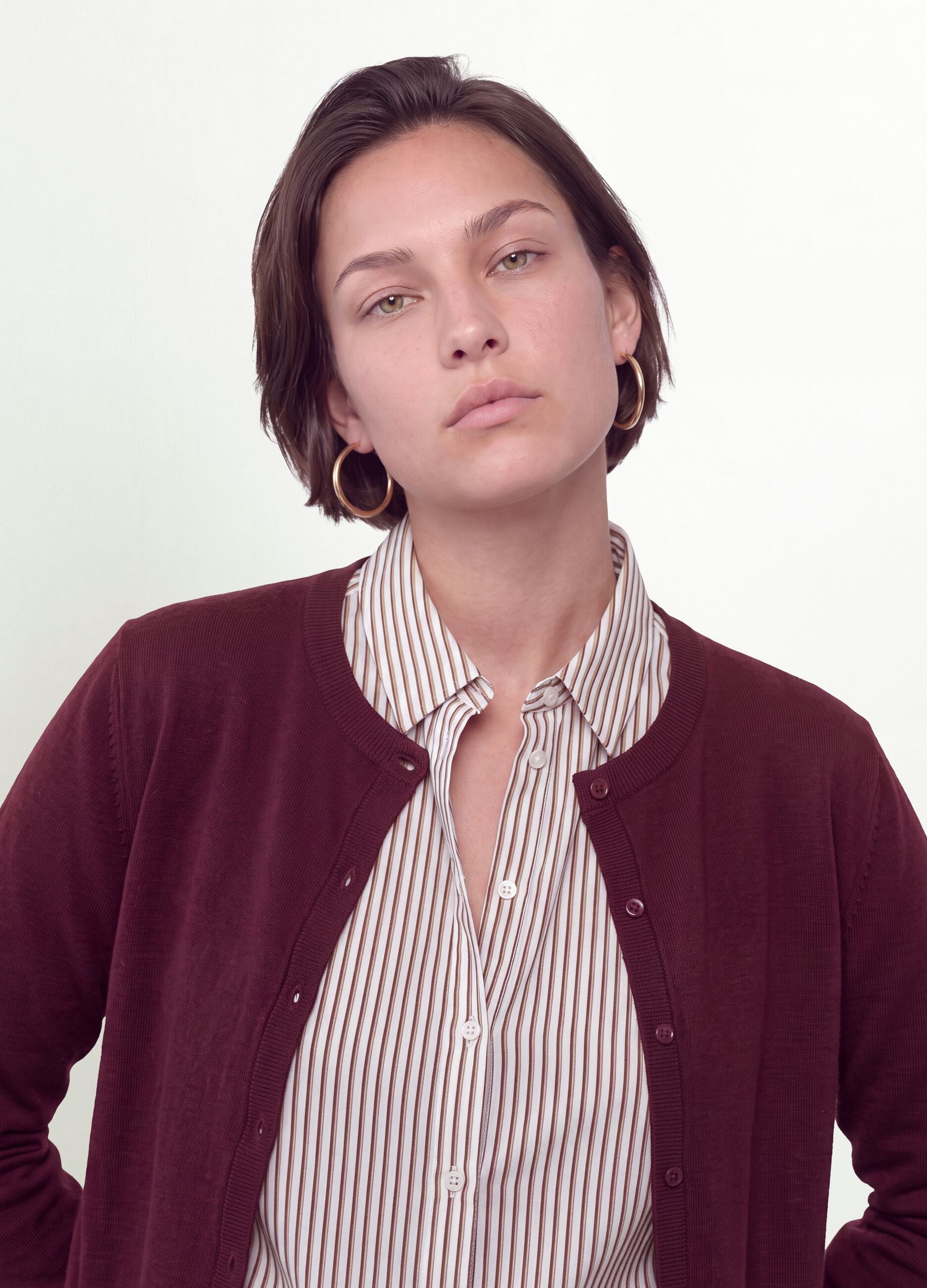 Red viscose-blend cardigan with buttons, regular fit