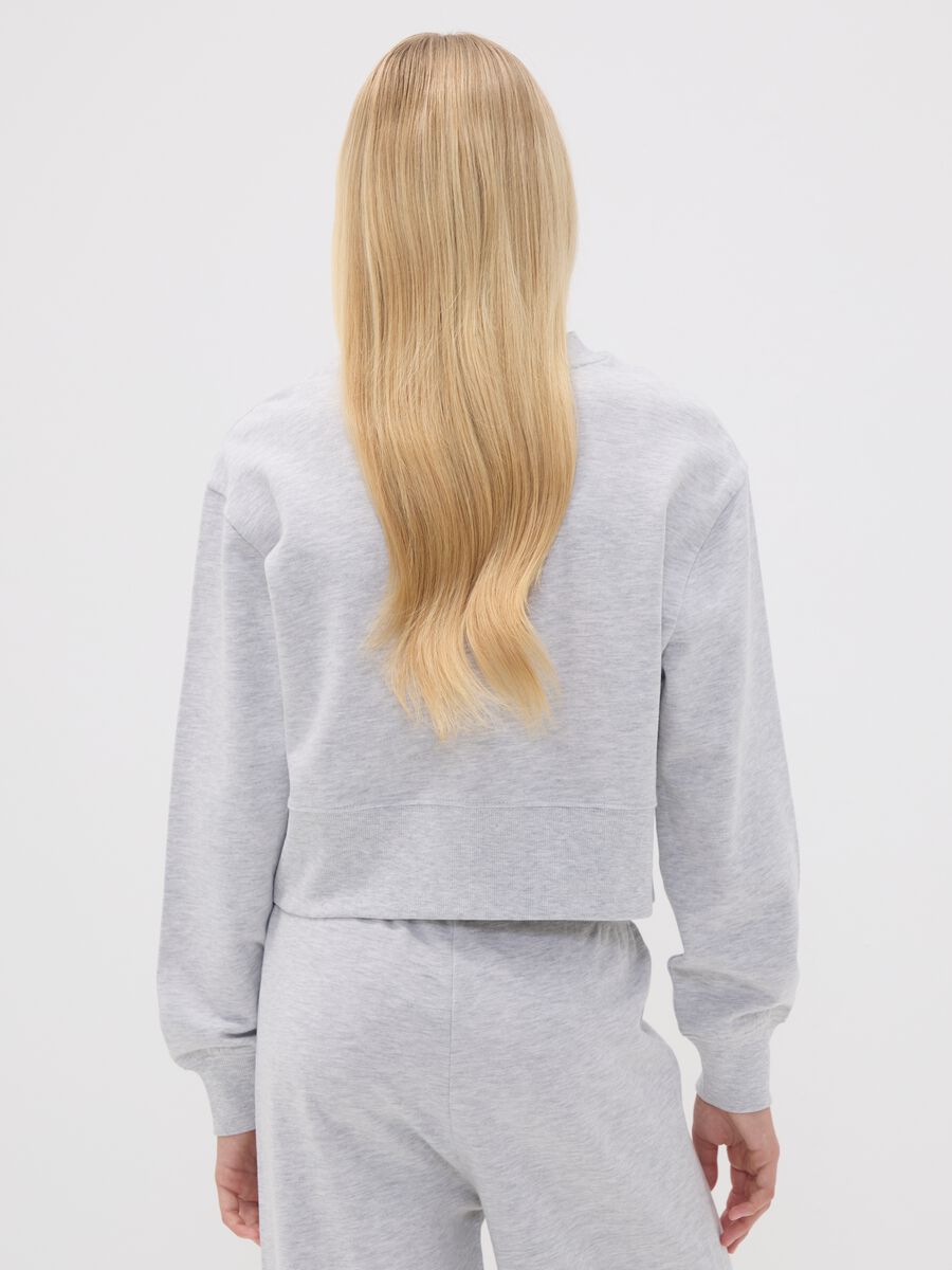 Grey organic cotton sweatshirt with front print for girls_1