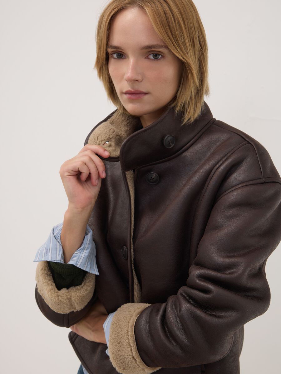 Brown jacket with contrast lining_0