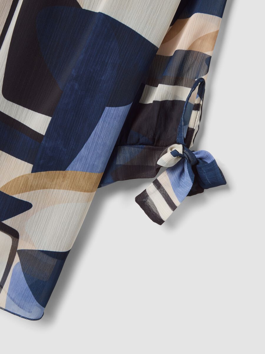 Multicolour geometric print regular-fit blouse_5