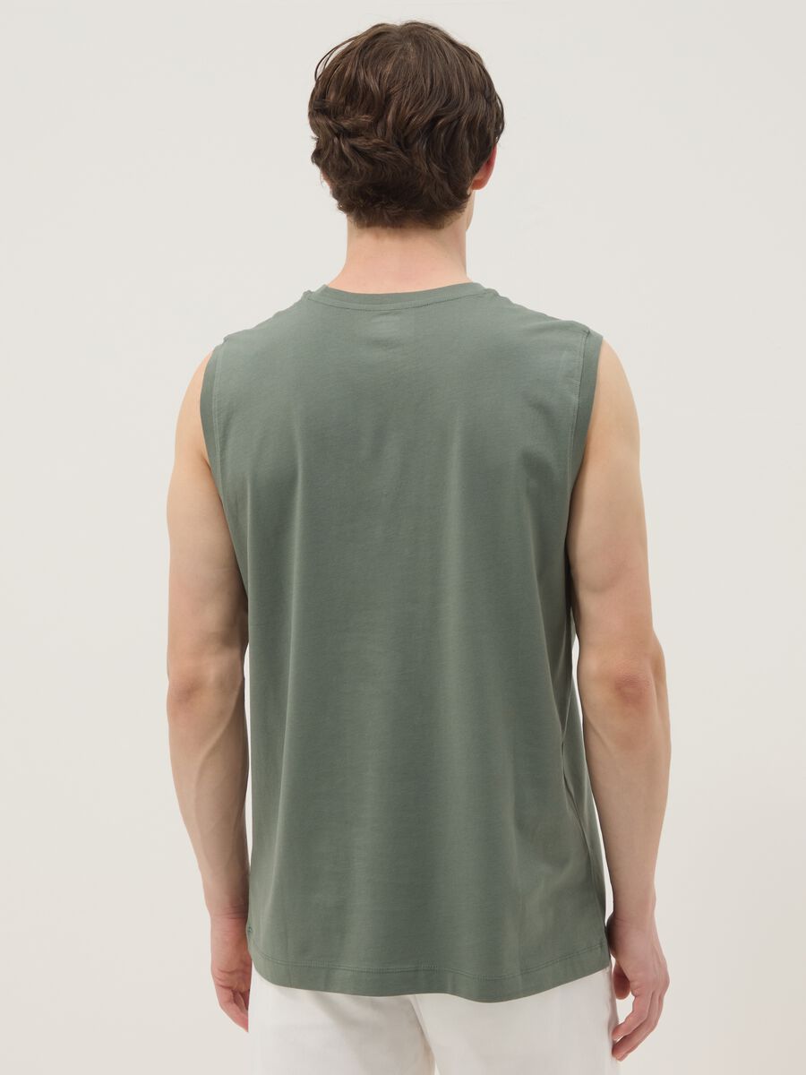 Green crew-neck pure cotton vest, relaxed fit_4