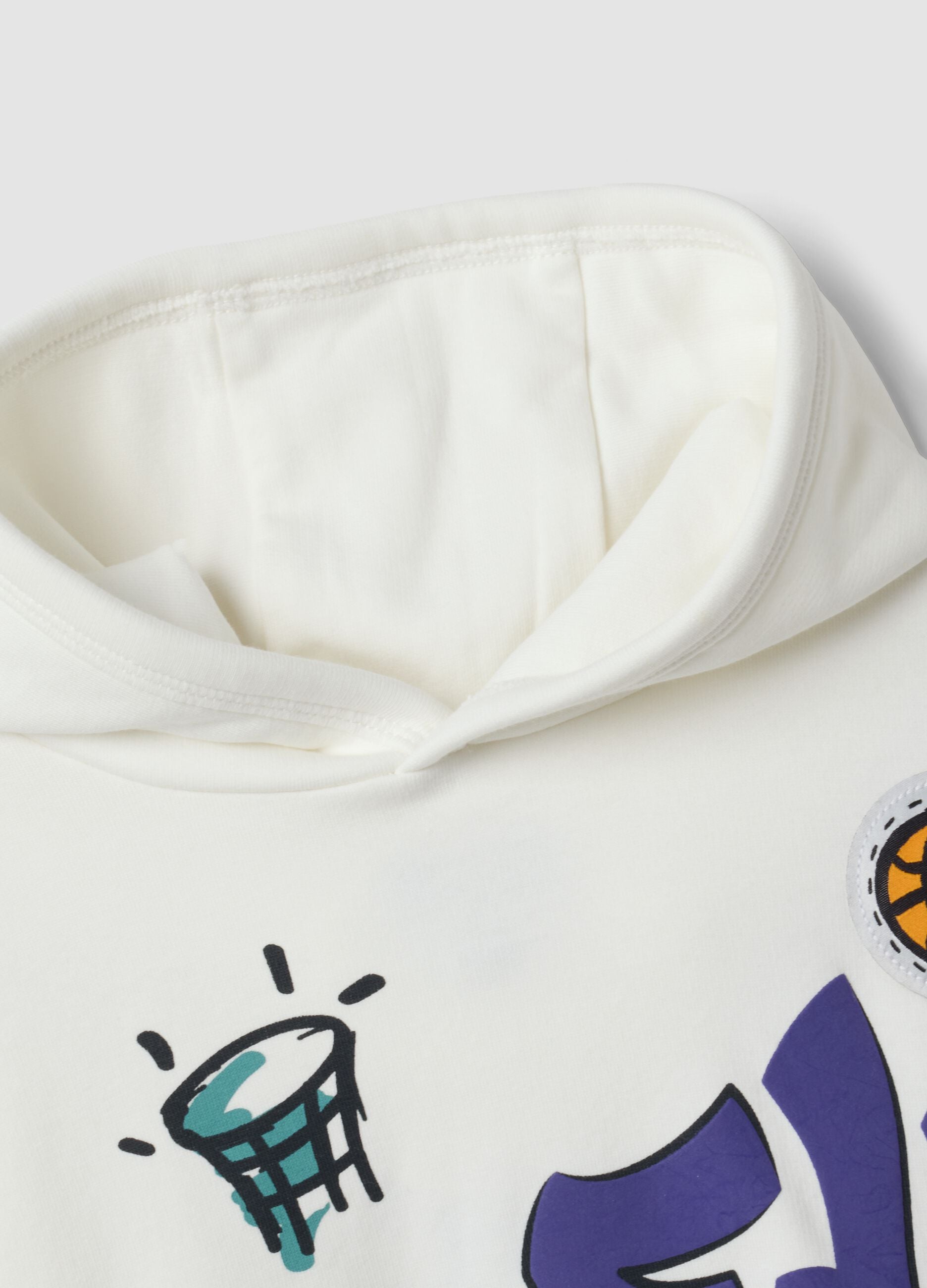 White cotton-blend hoodie with graffiti oversized fit for boys