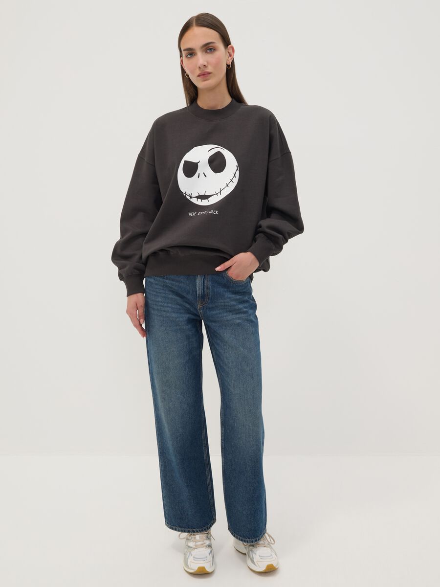 Black 100% cotton sweatshirt with The Nightmare Before Christmas print_1