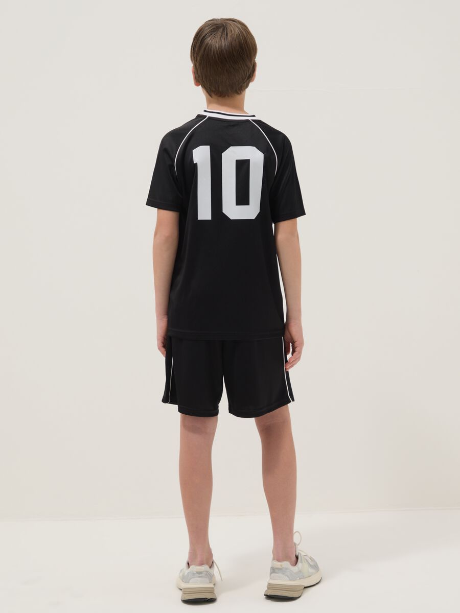 Black sporty T-shirt and shorts set for boys, regular fit_1