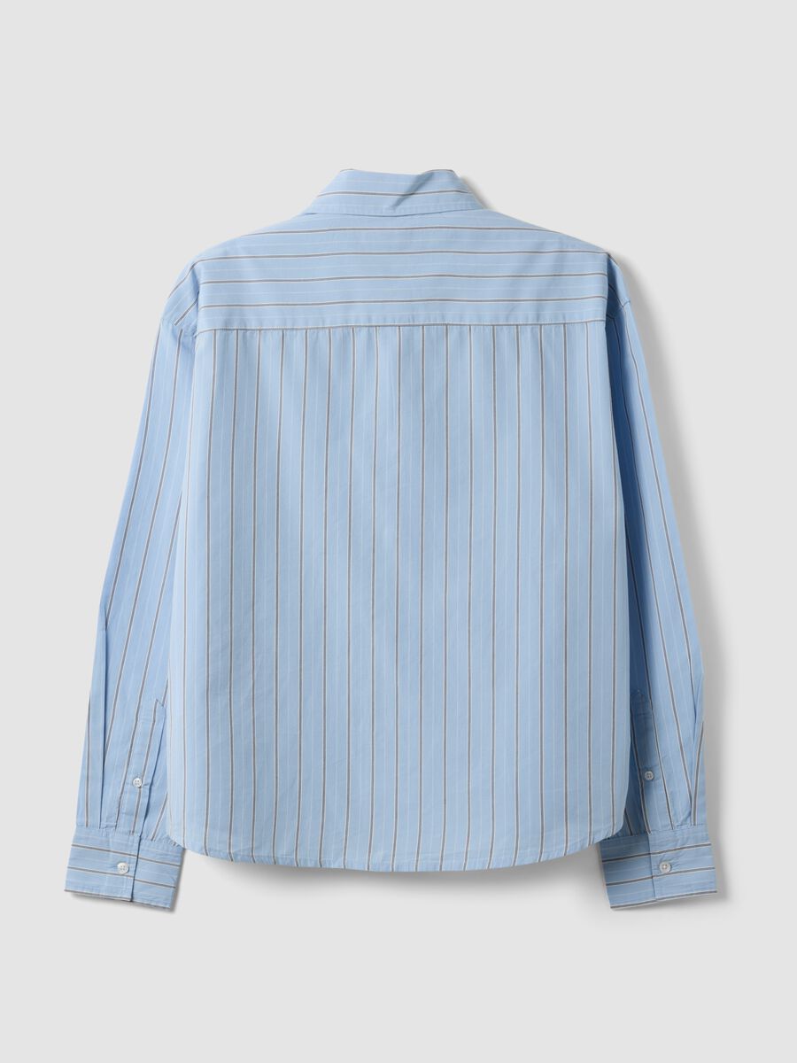 Camicia azzurra cropped in puro cotone a righe over fit_2
