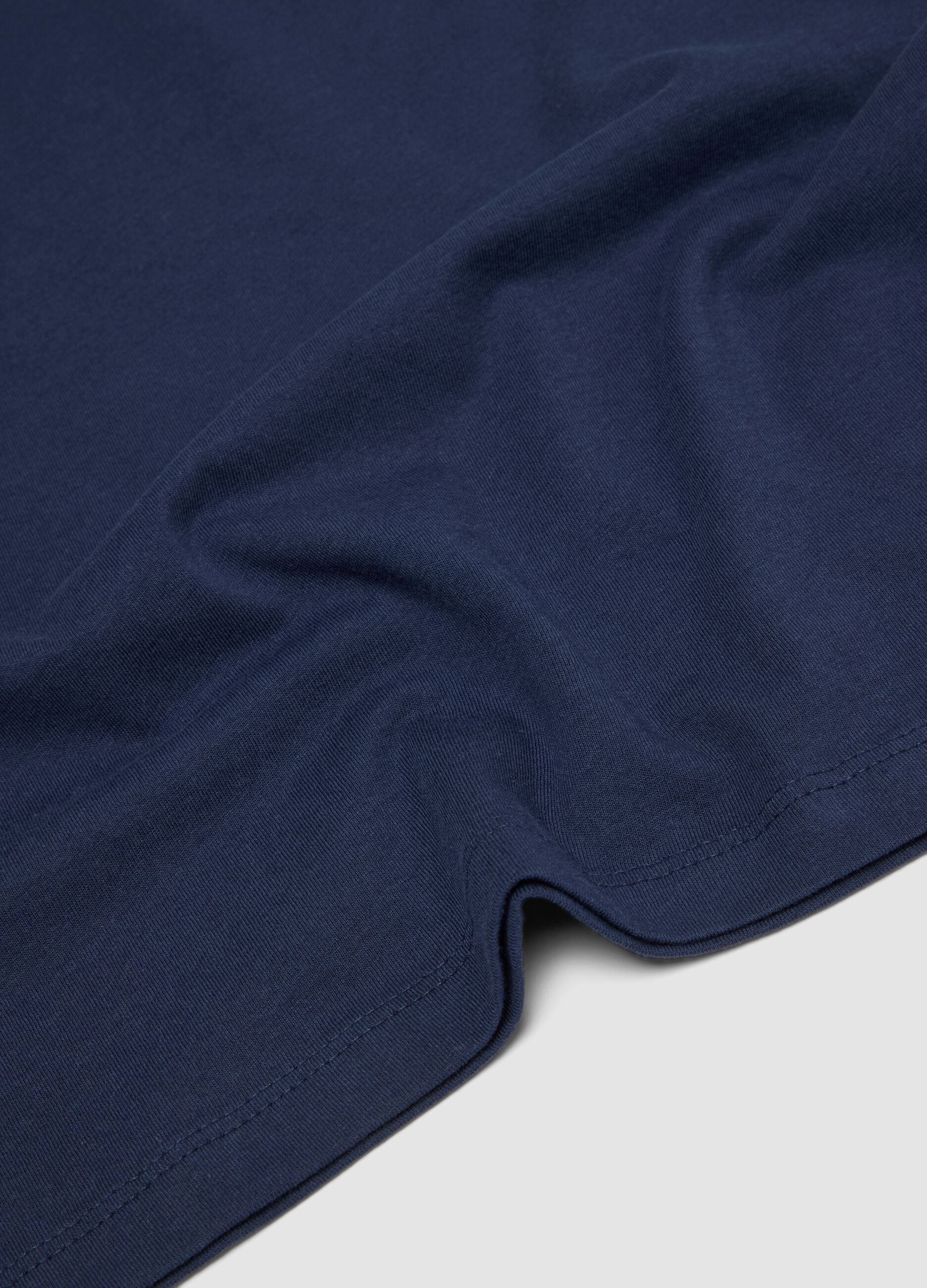 2-pack of boys&rsquo; blue and white organic cotton vests