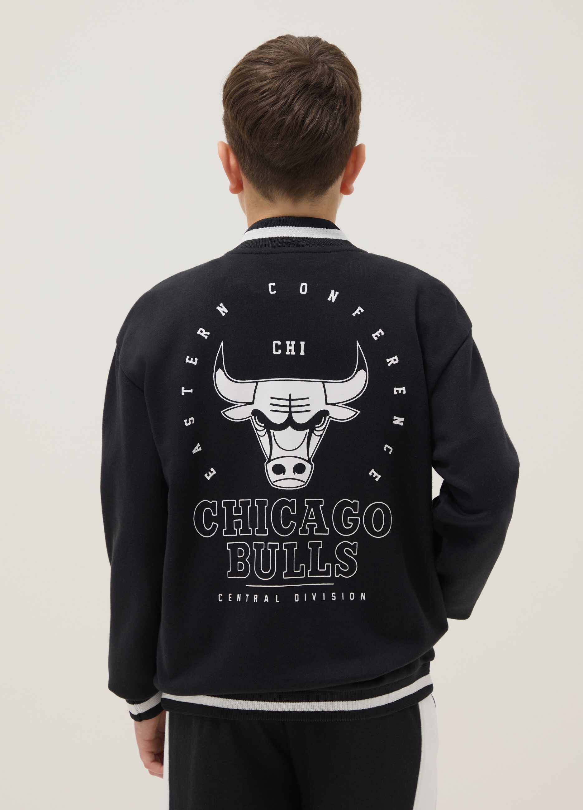 Black cotton blend bomber jacket for kids, regular fit with print