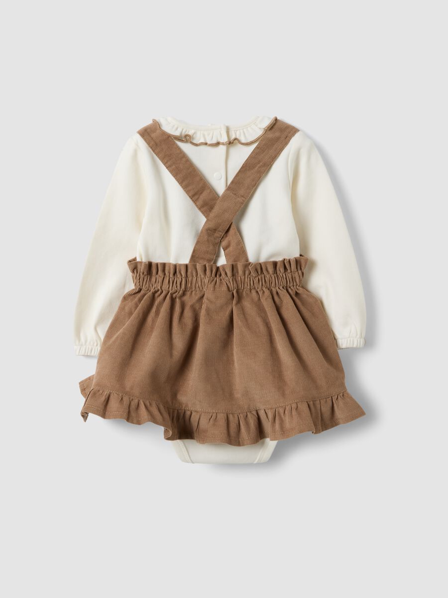 Brown and white pure organic cotton set with ruffle details for baby girl_1