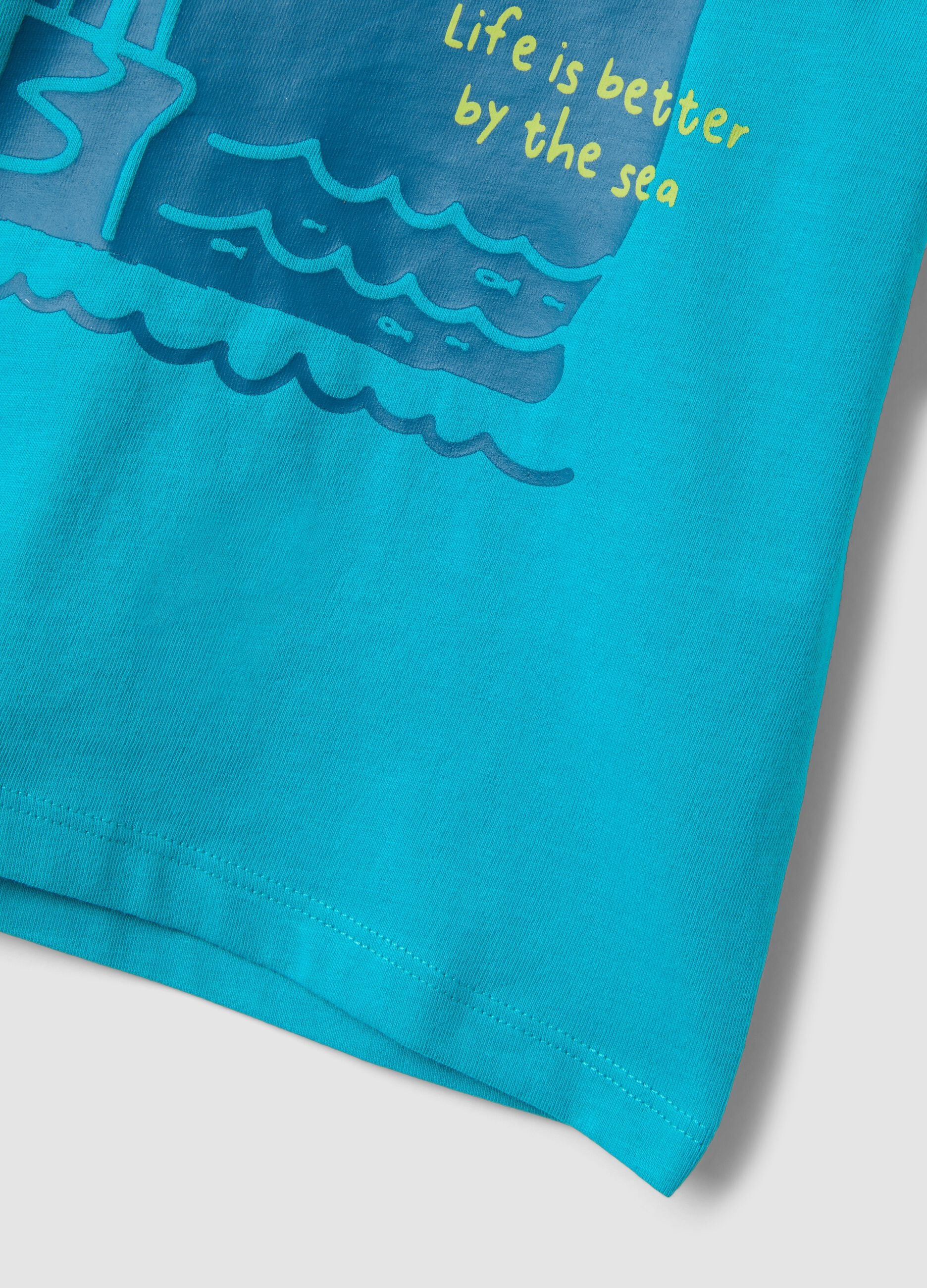 Blue organic cotton T-shirt with front print, regular fit for boys
