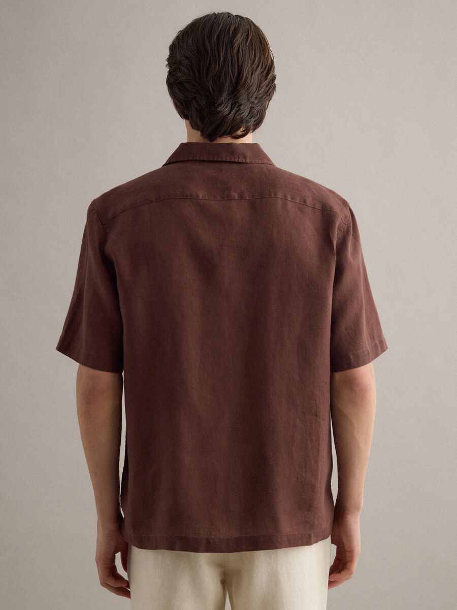 Camicia a maniche corte in puro lino marrone regular fit_3