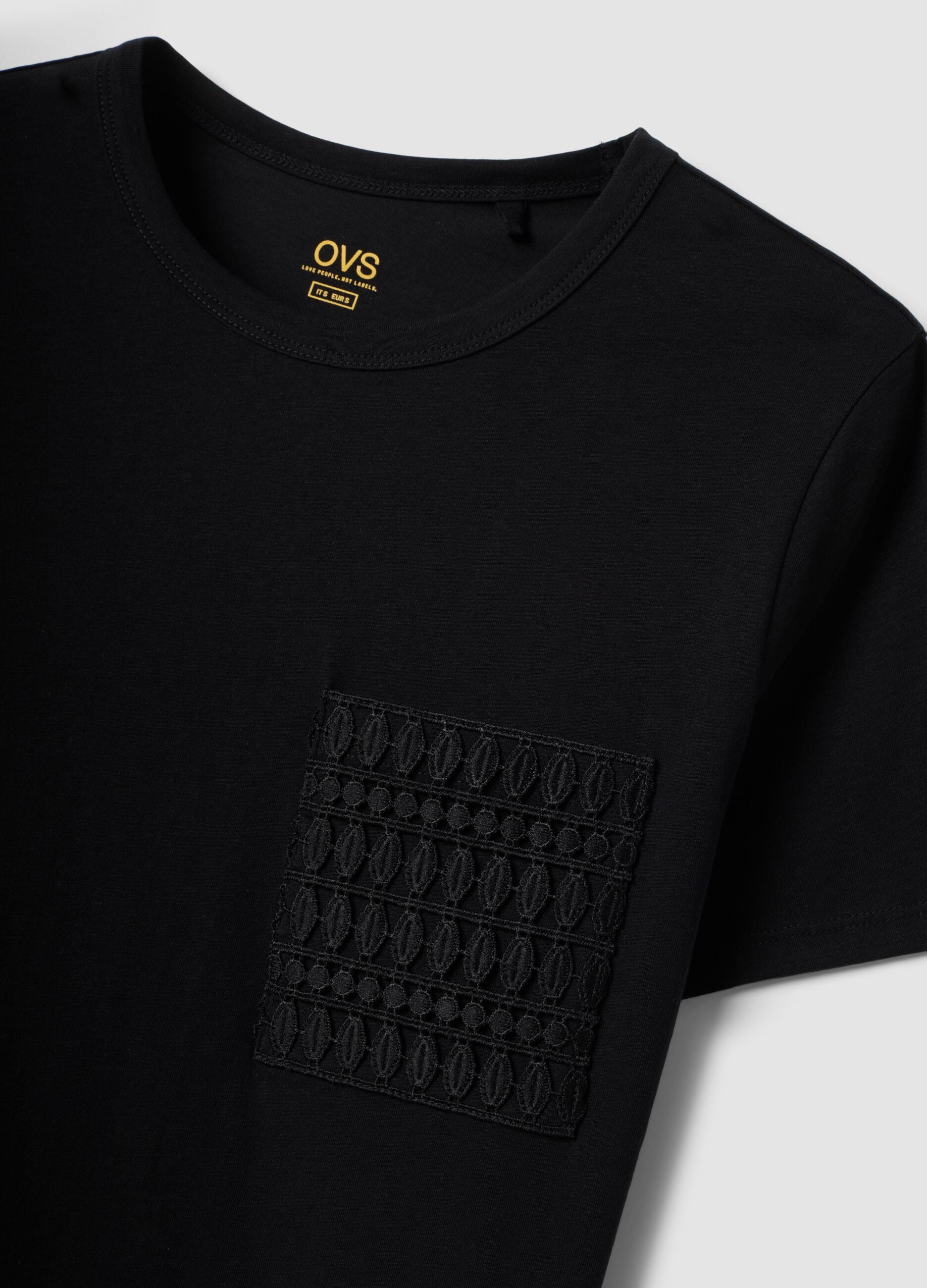 Black pure cotton regular-fit T-shirt with embroidered chest pocket