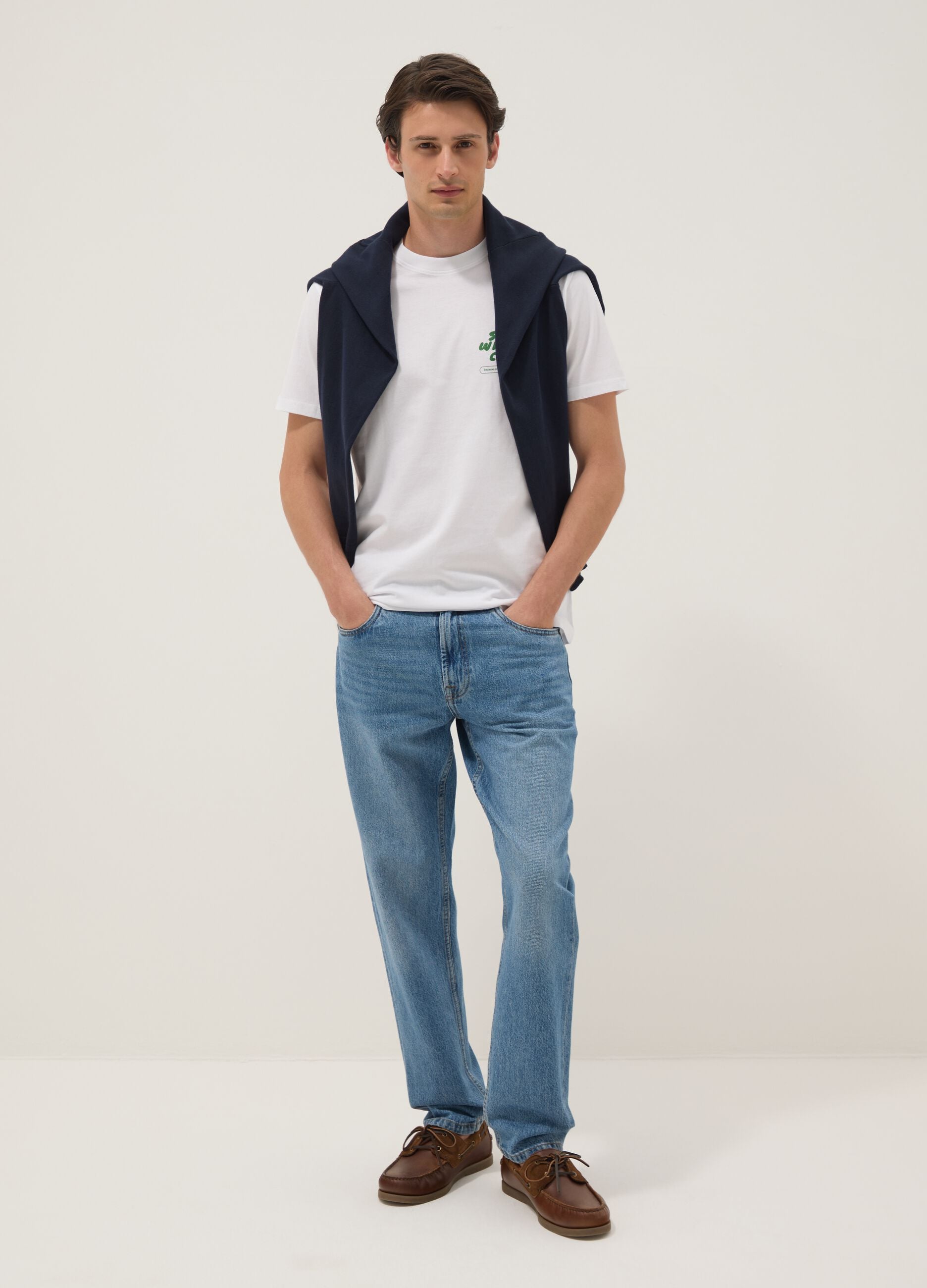 White pure cotton T-shirt with chest print, regular fit