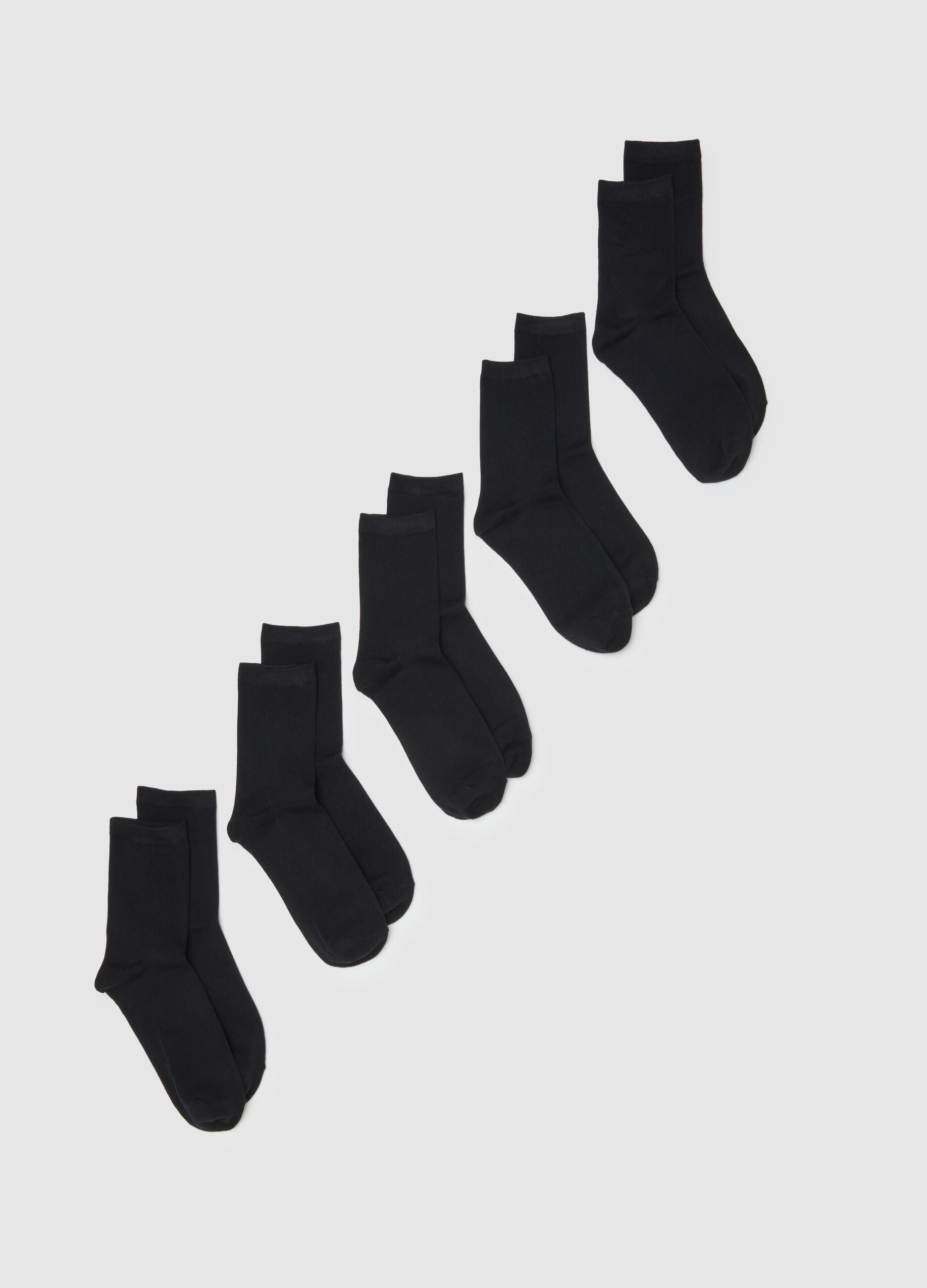 Multipack of regular fit black cotton blend socks