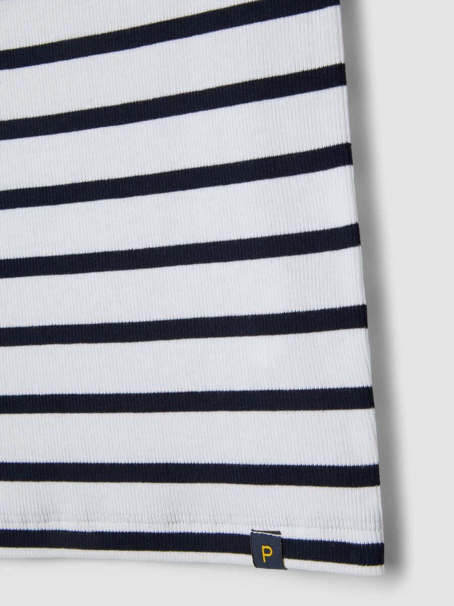 Top bianco a righe con spalline_5