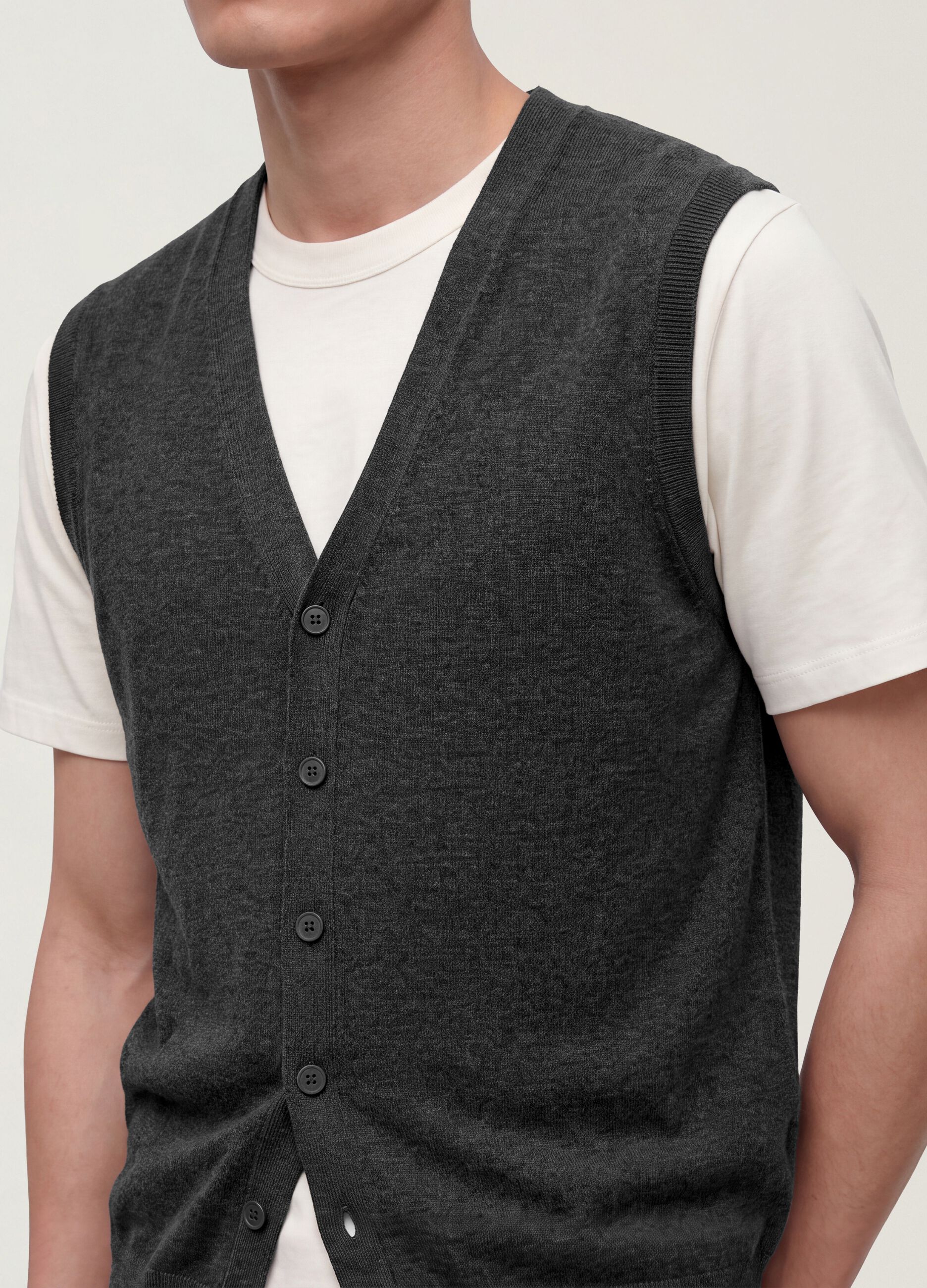 Grey viscose-blend waistcoat with deep V-neck, regular fit