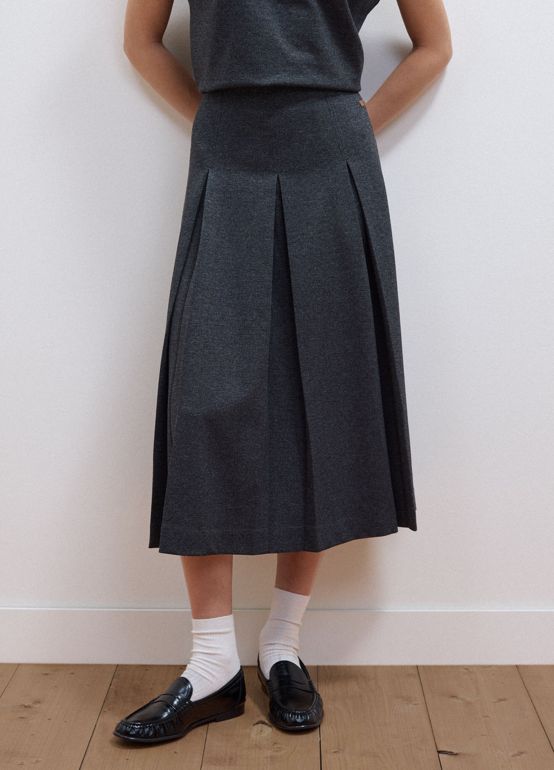 Long grey stretch-viscose skirt, regular fit
