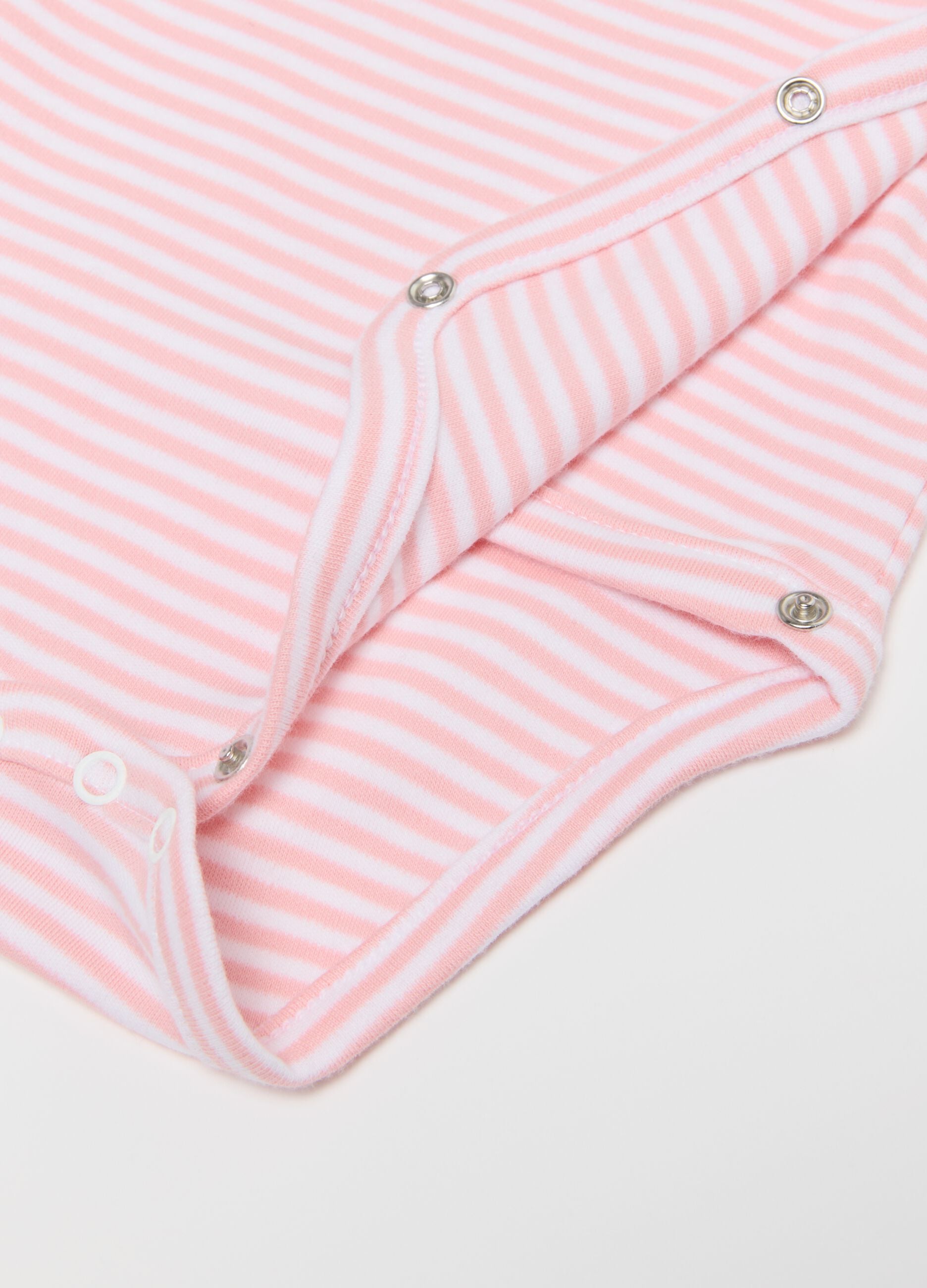 Pack of short-sleeved multicolor bodysuits for baby girls made from pure cotton