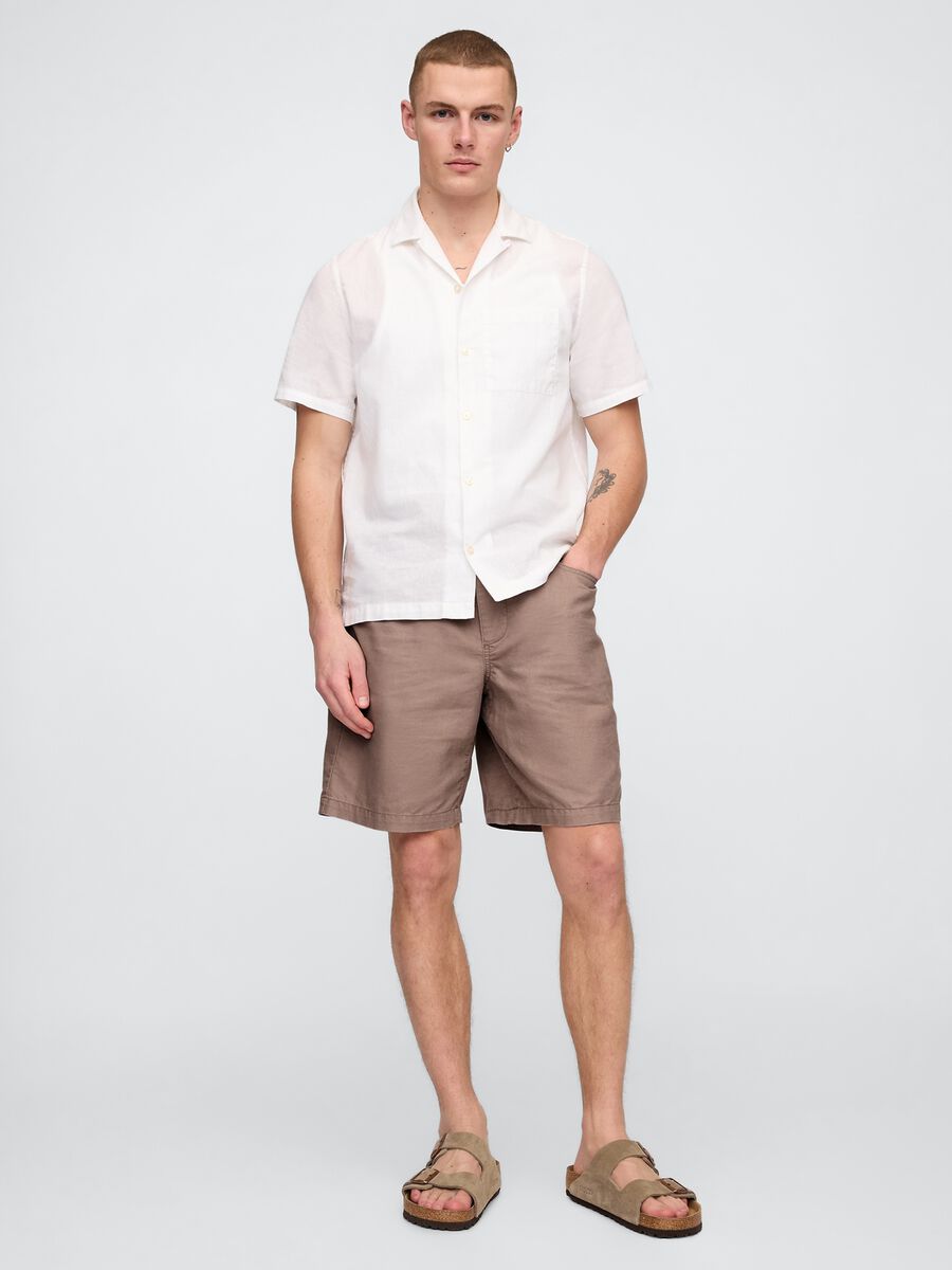 Brown linen and cotton shorts by Gap_0